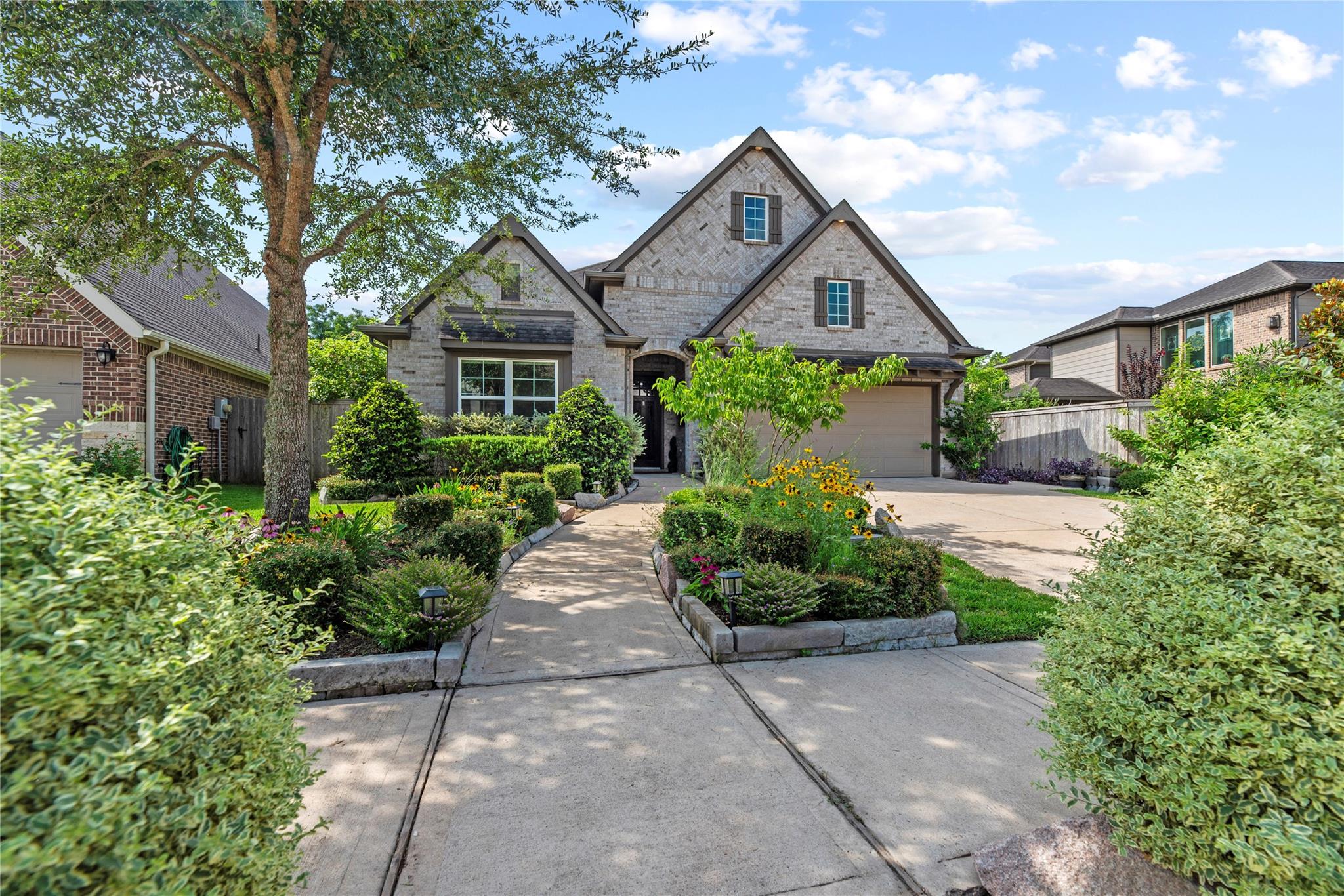 10810 Campbell Point