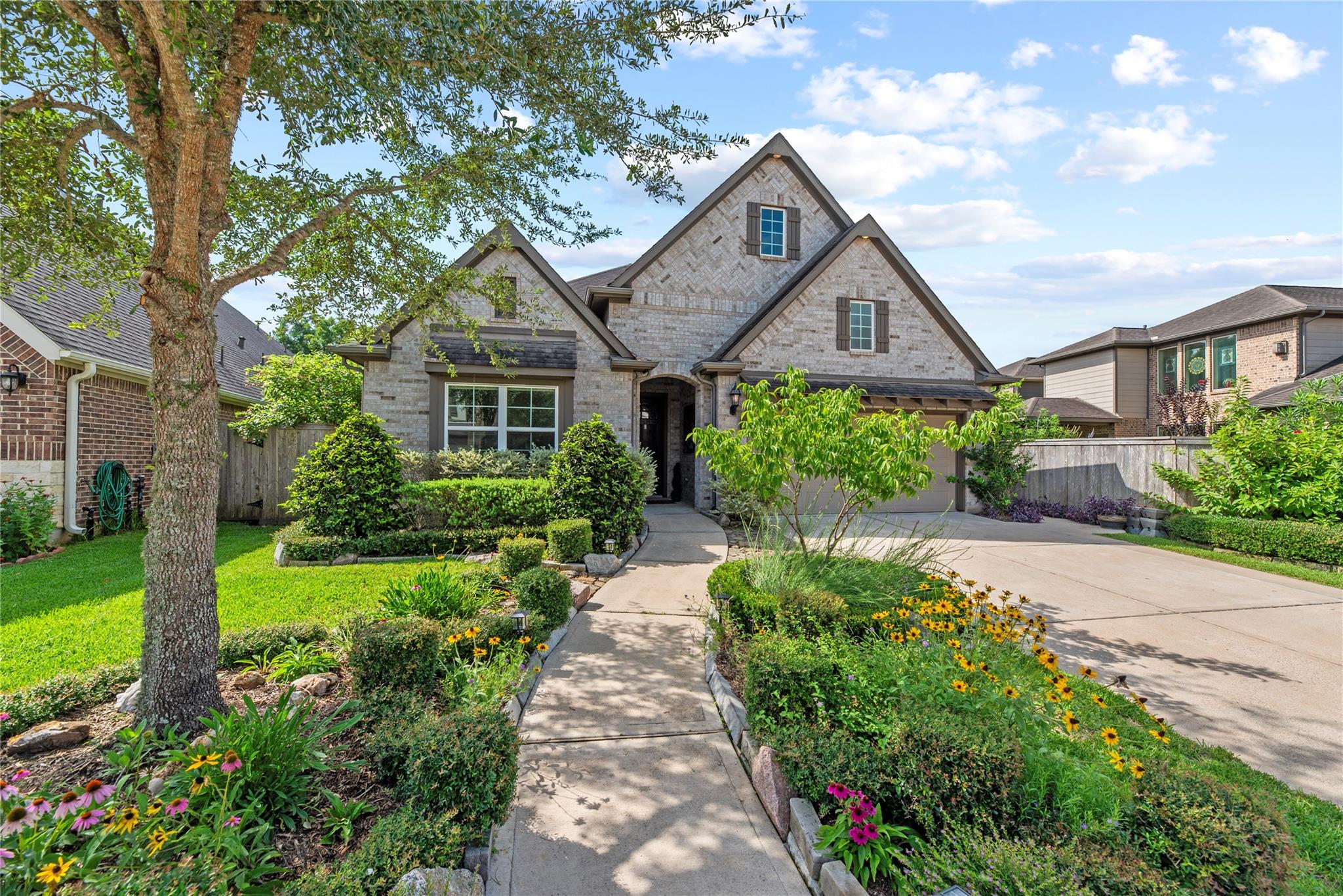 10810 Campbell Point