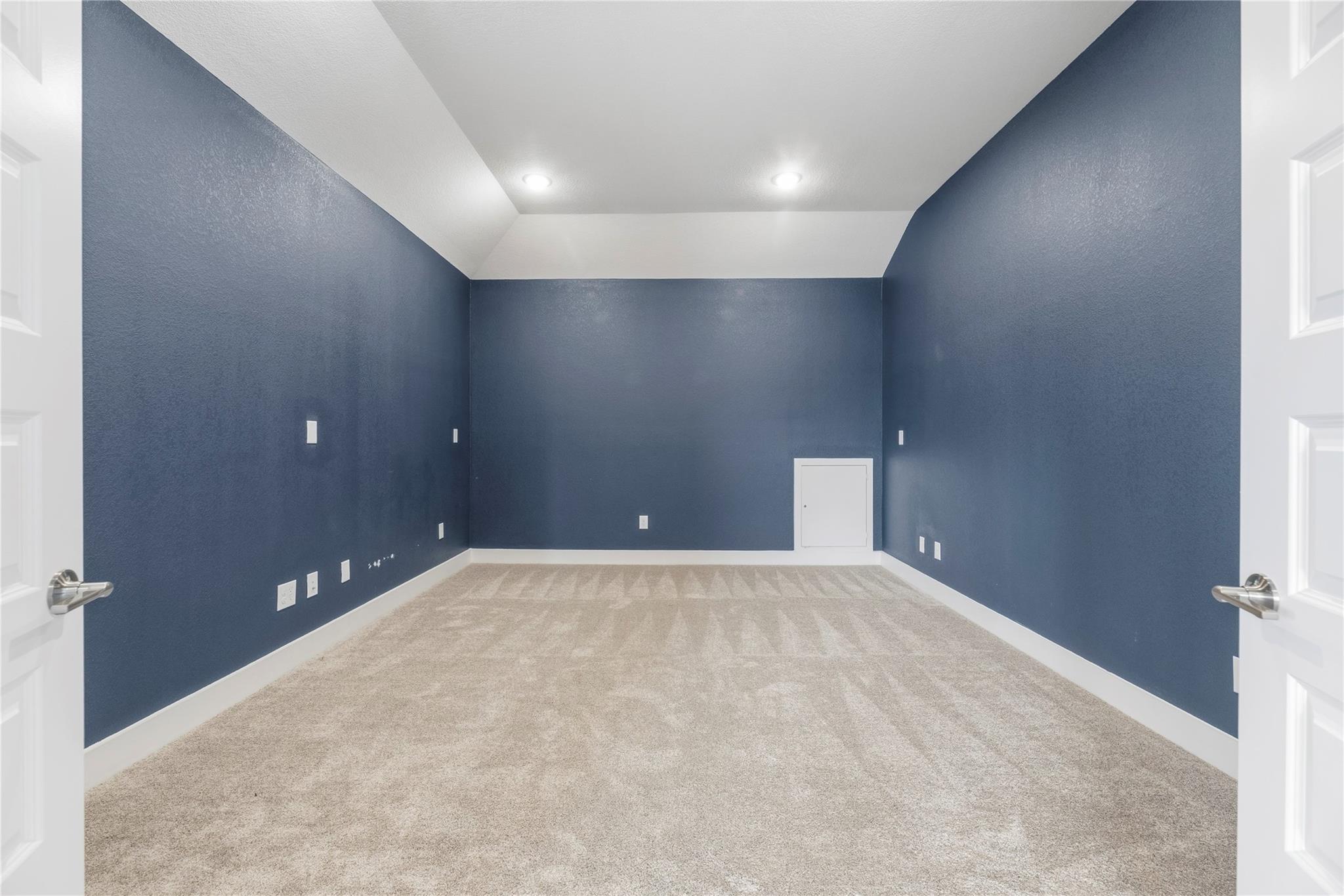 10314 Forest Lake Drive