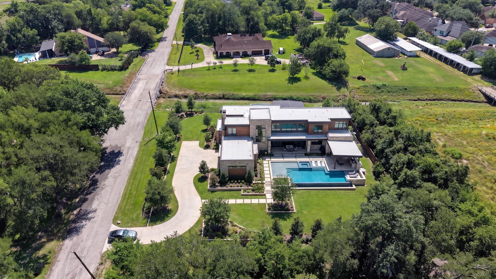 15721 Oleta Lane