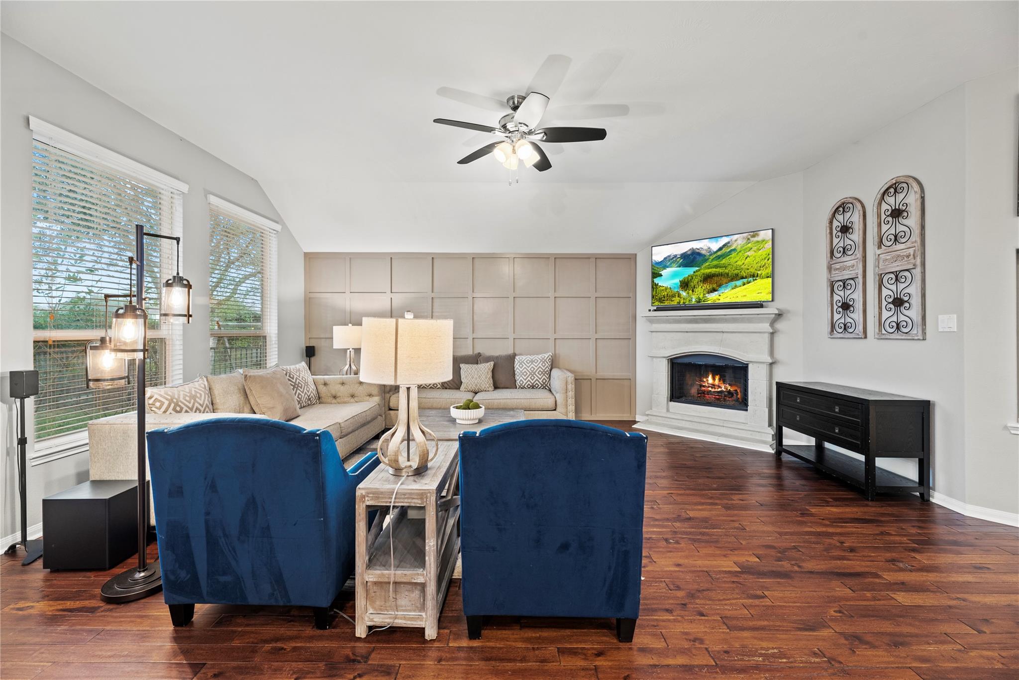 3106 London Lane