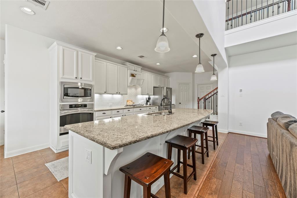 9210 Cold Hollow Lane