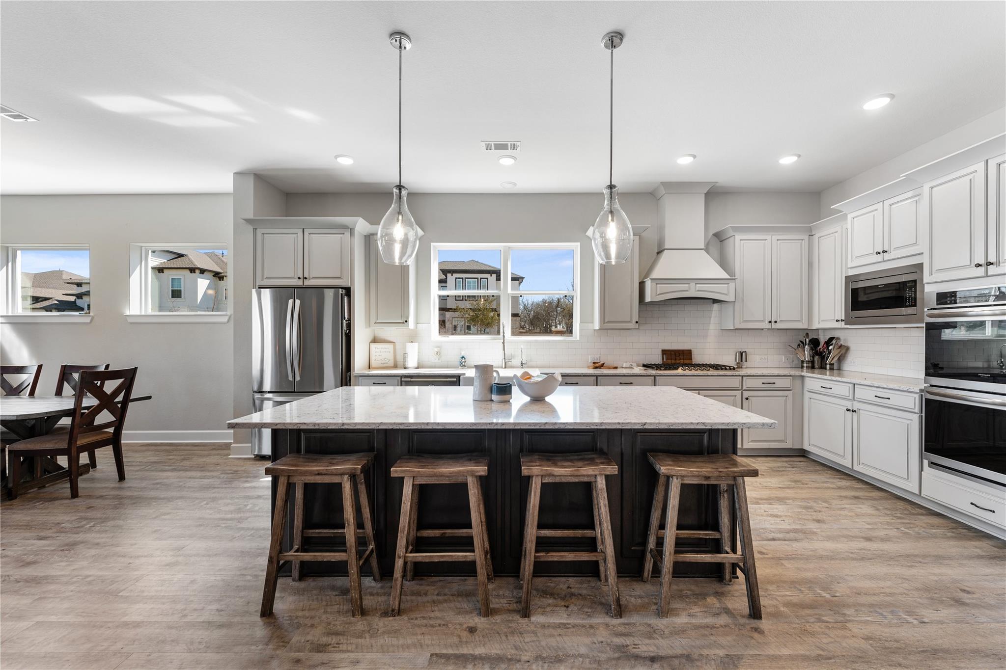 10027 Golden Woods Drive