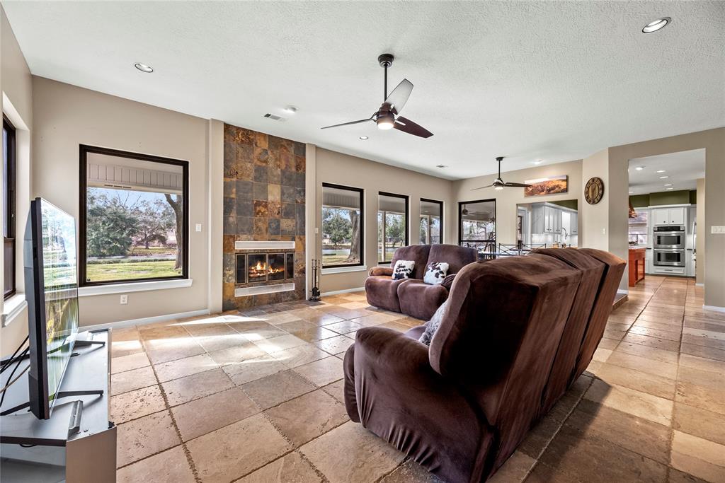 4611 Diamond Springs Drive