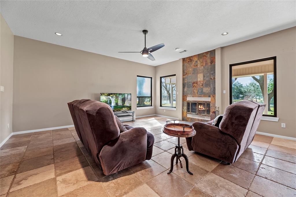 4611 Diamond Springs Drive