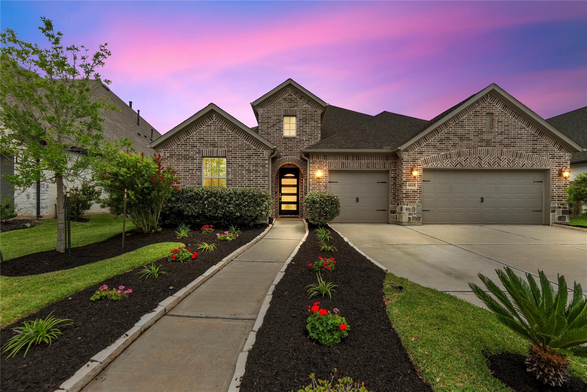 9615 Hunters Run Drive