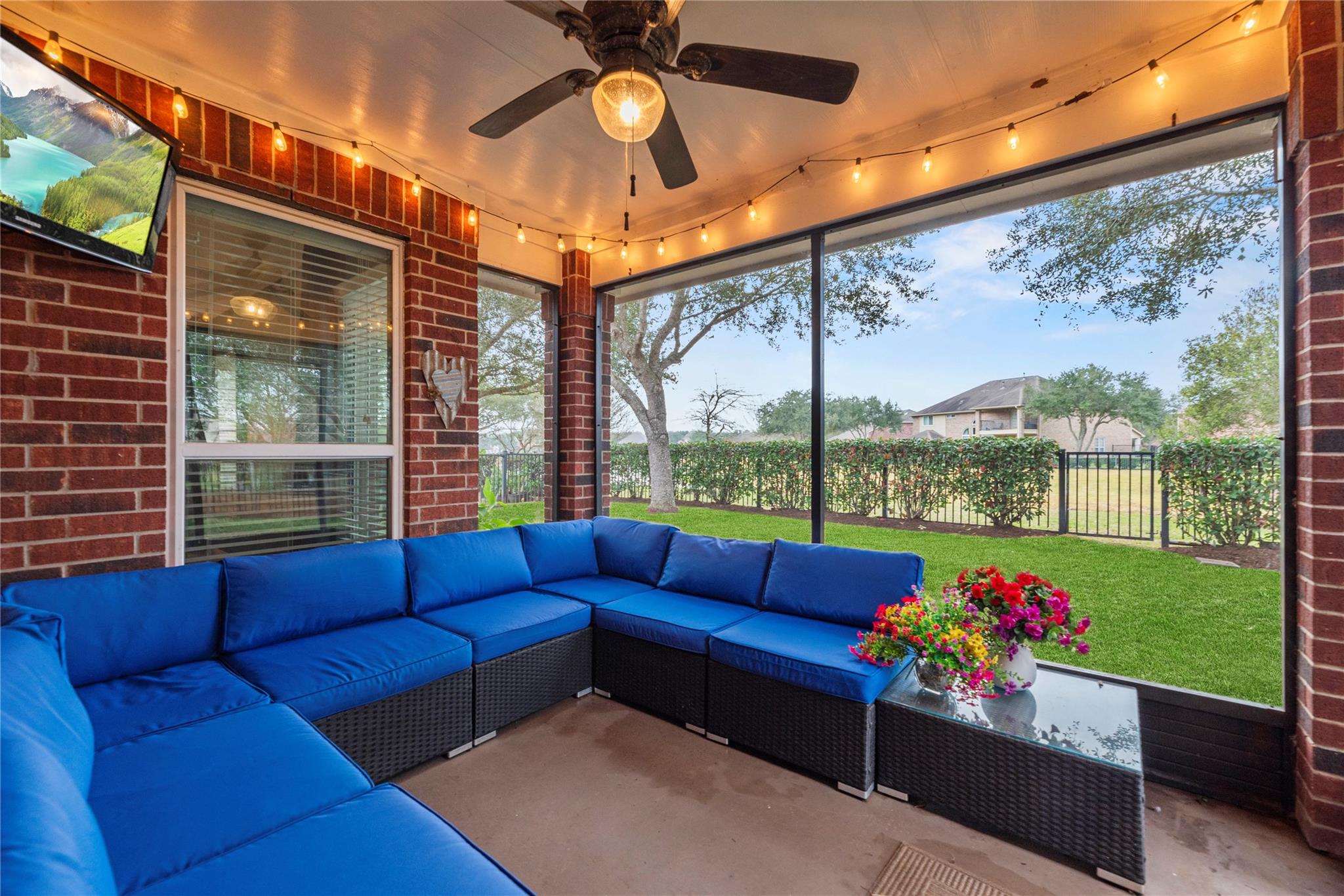 3106 London Lane