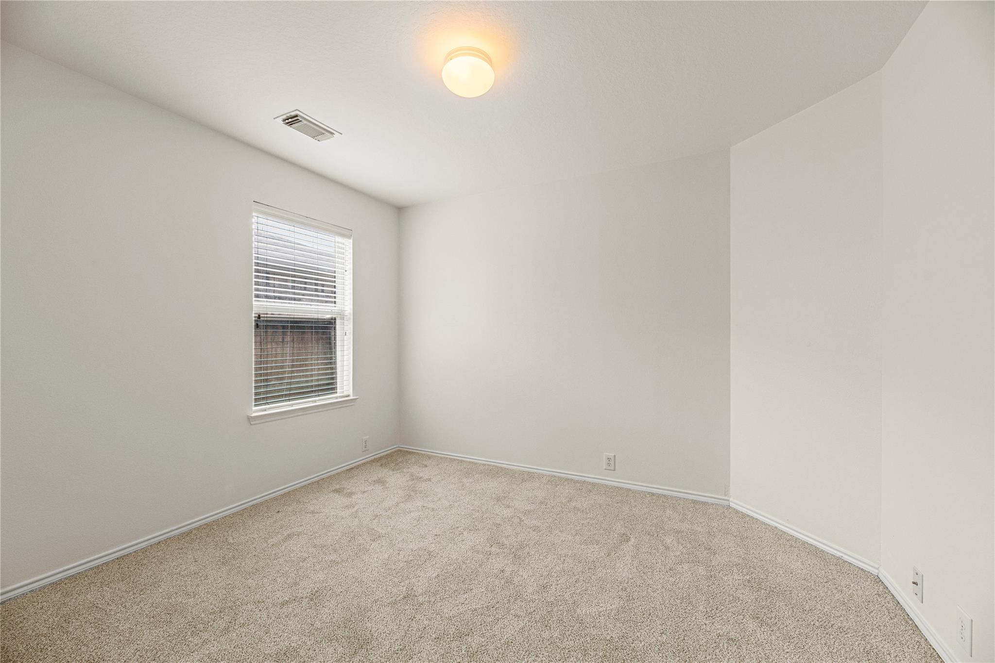 10339 Caribou Cove