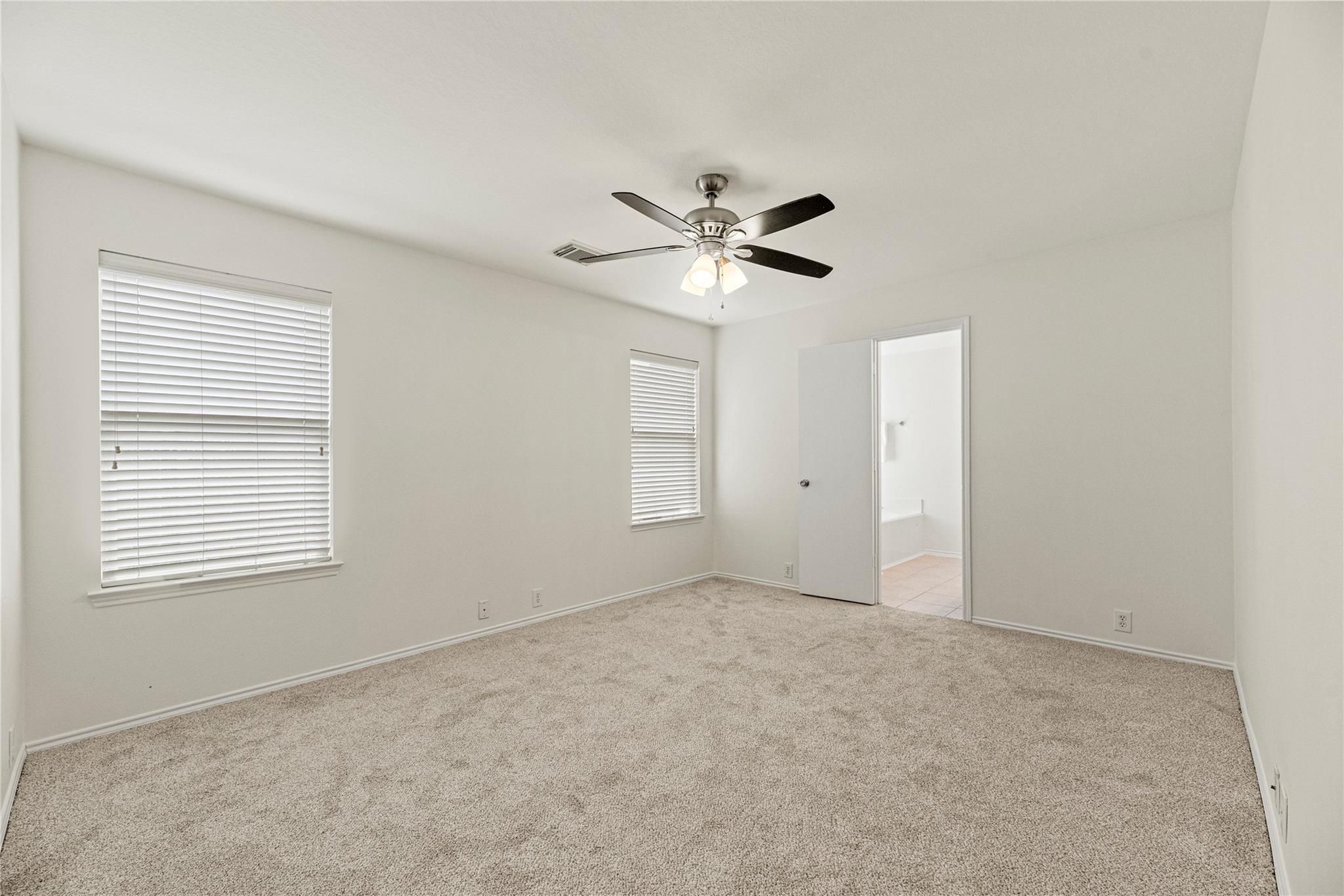 10339 Caribou Cove