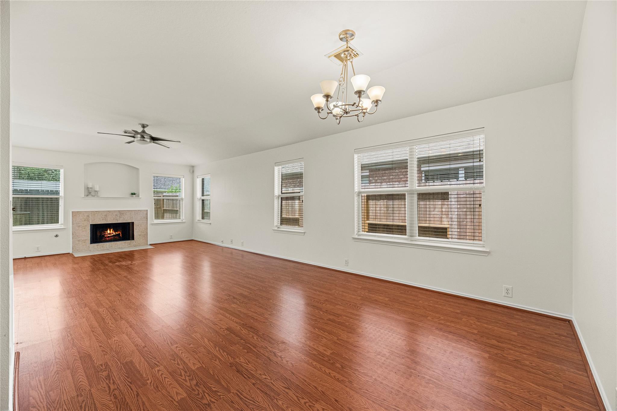 10339 Caribou Cove