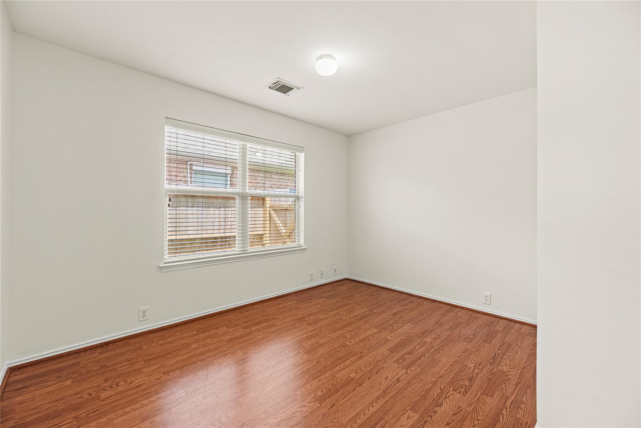 10339 Caribou Cove