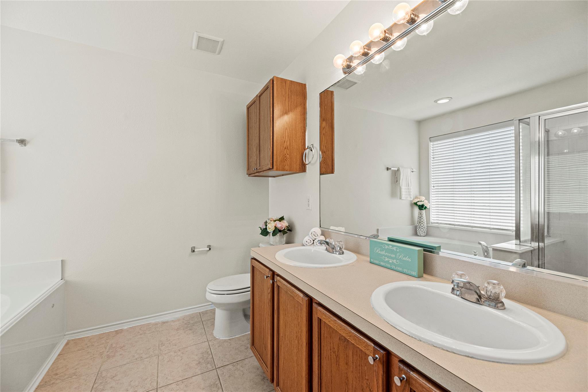 10339 Caribou Cove