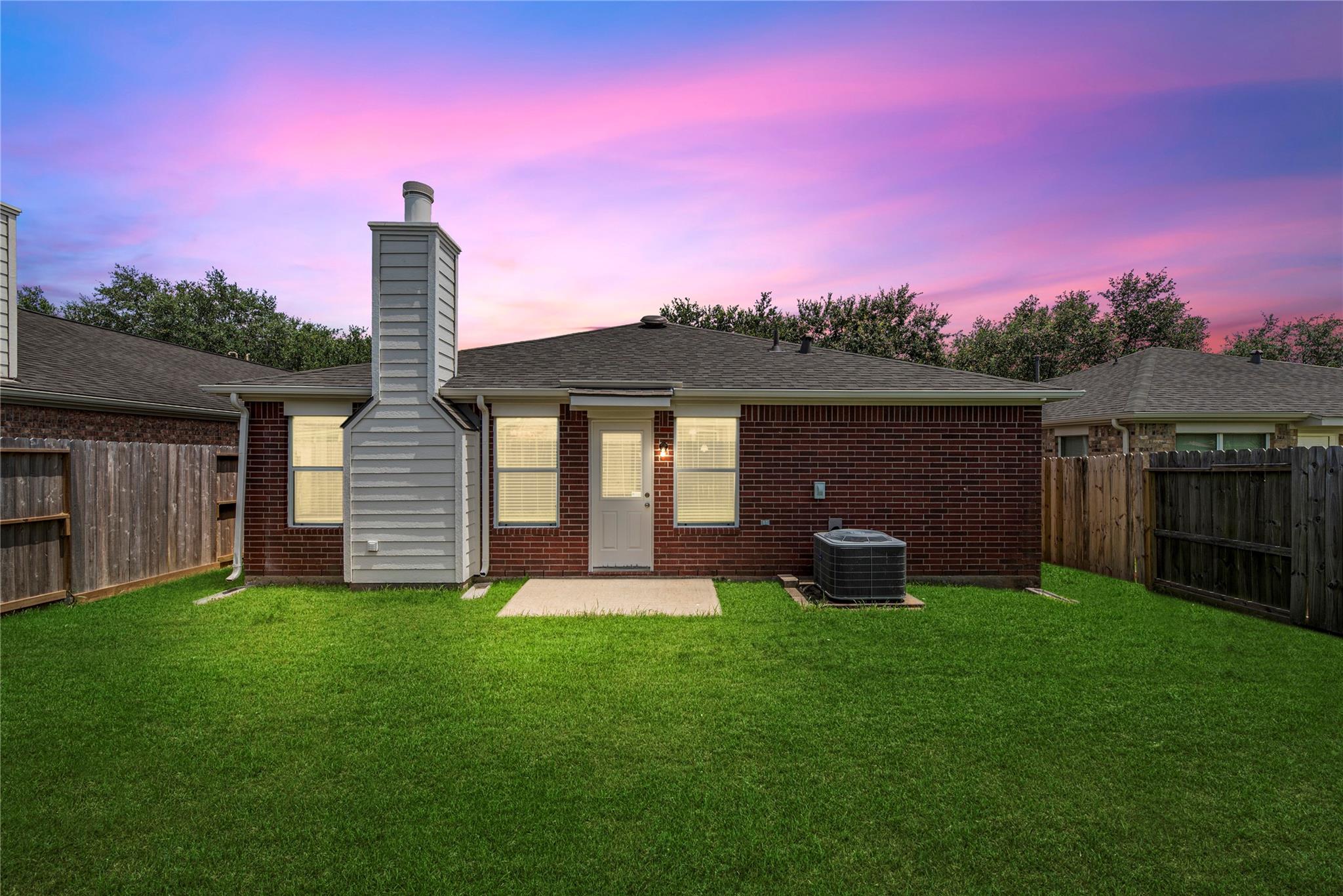 10339 Caribou Cove