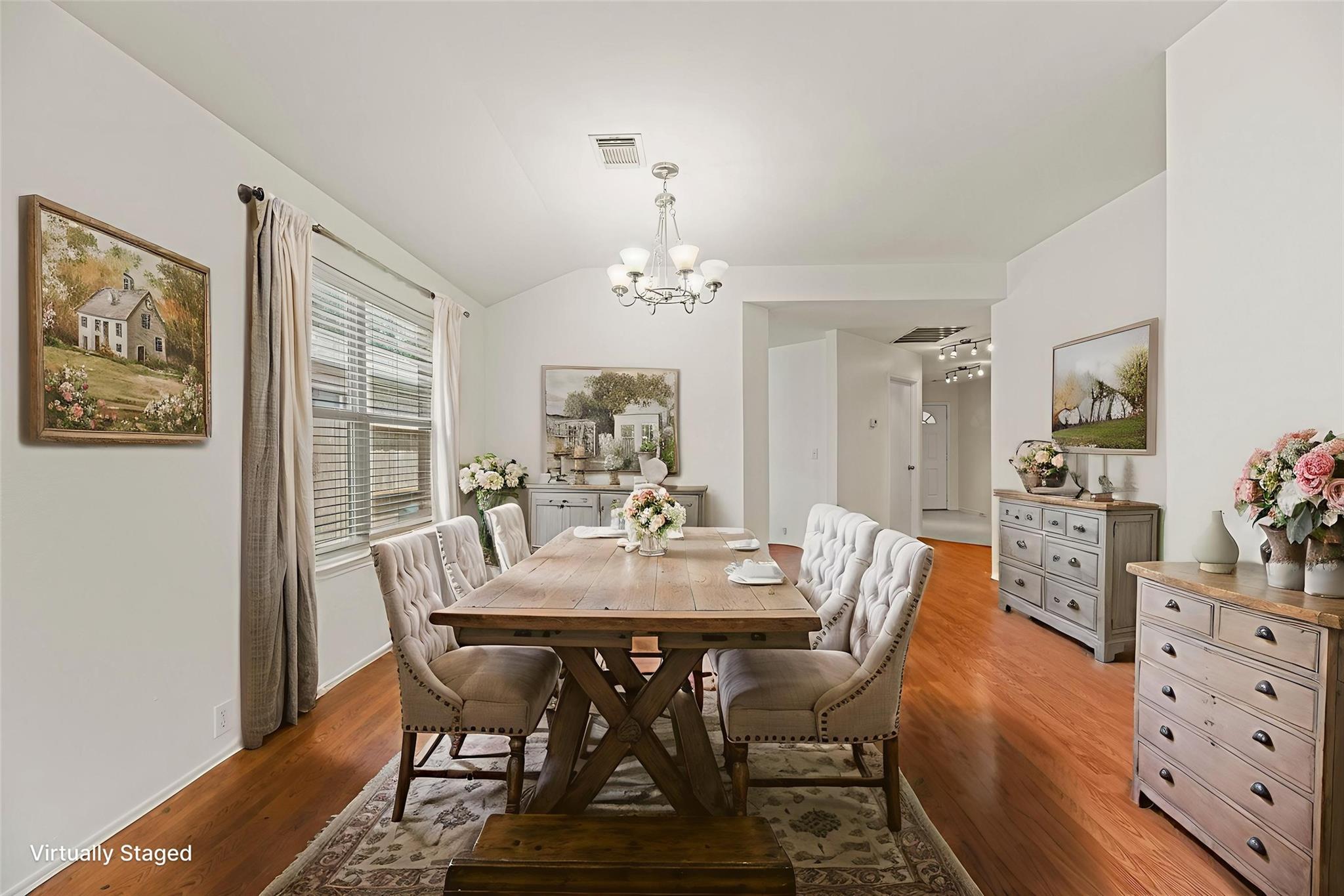 10339 Caribou Cove