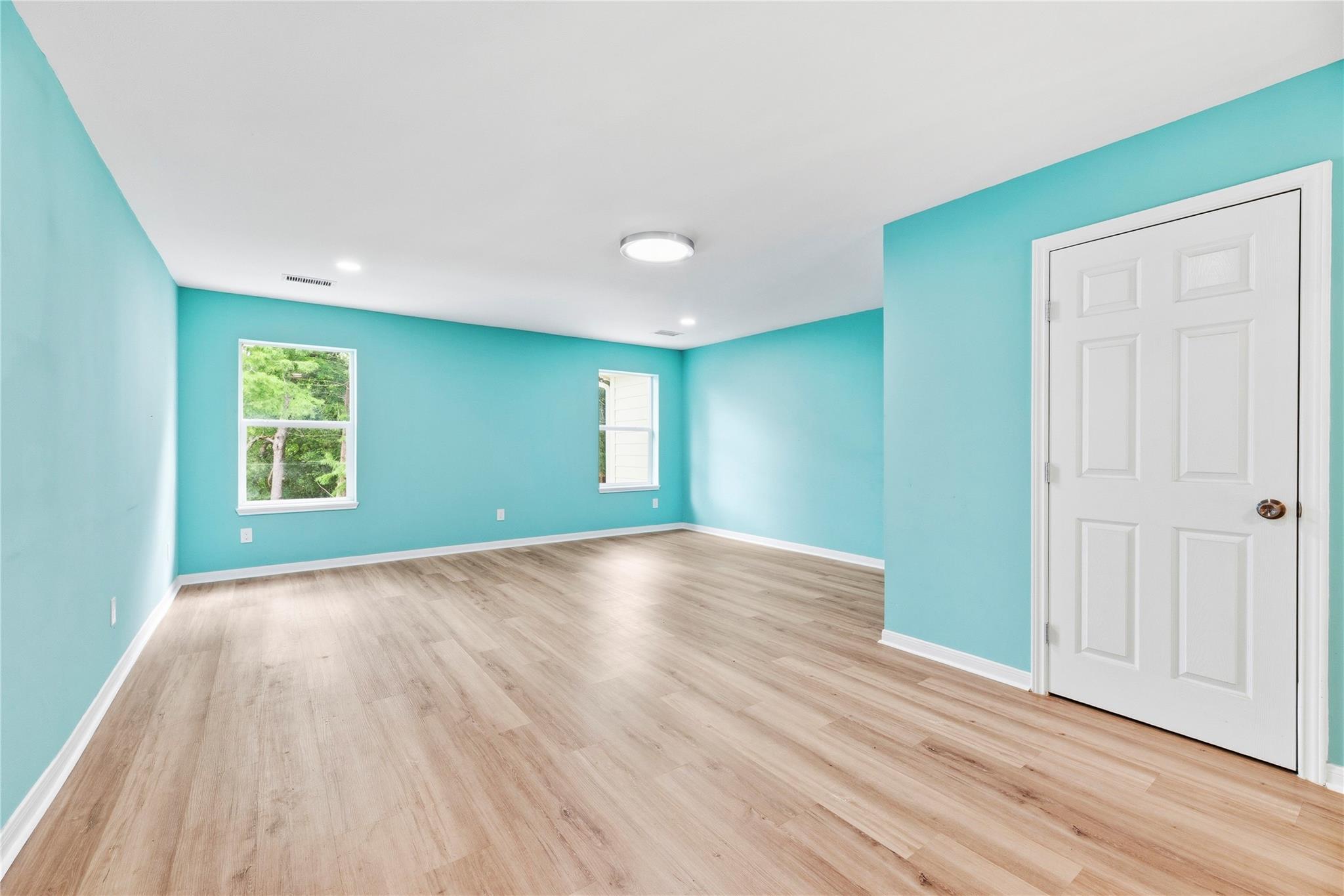 3806 Westall Lane