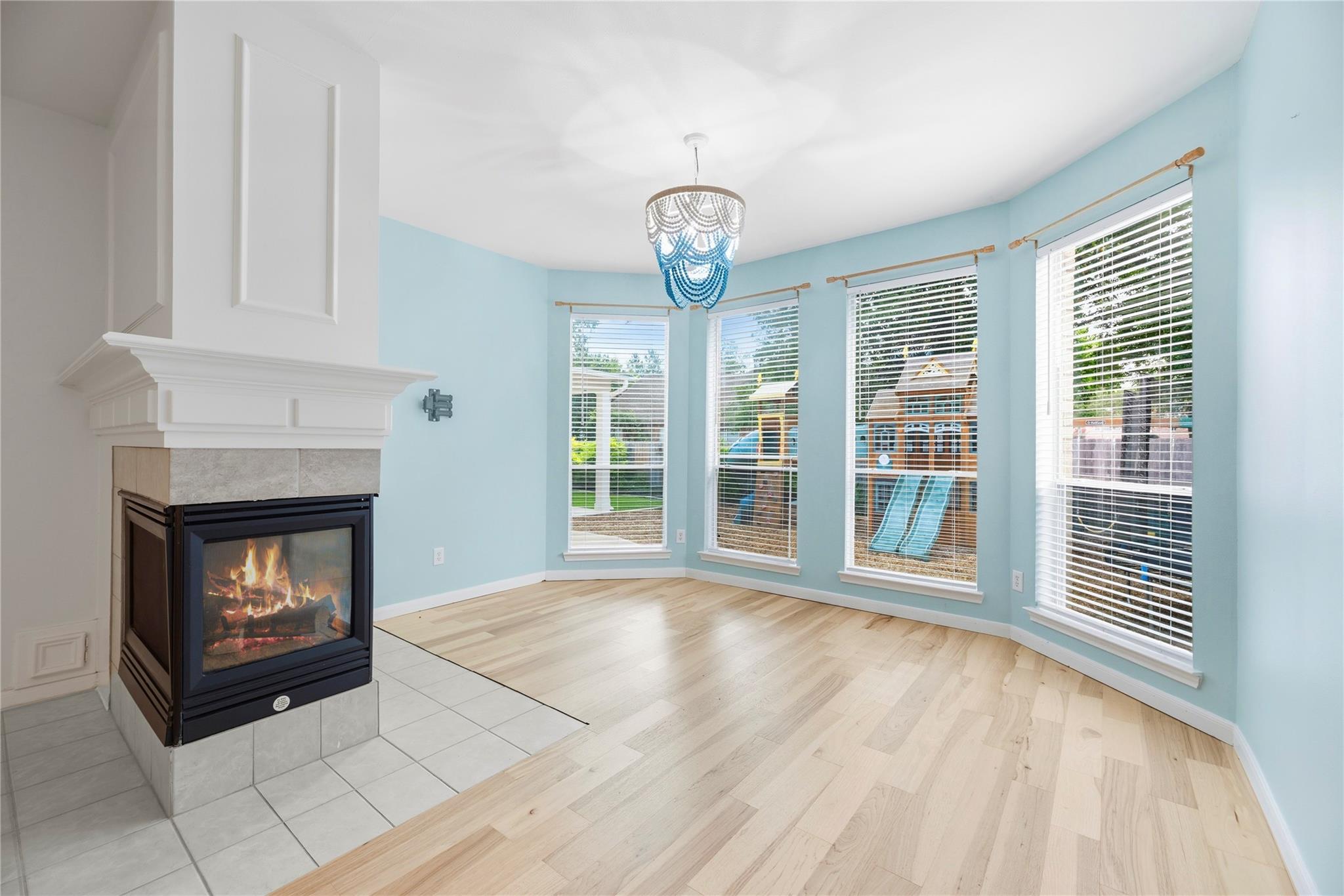 3806 Westall Lane