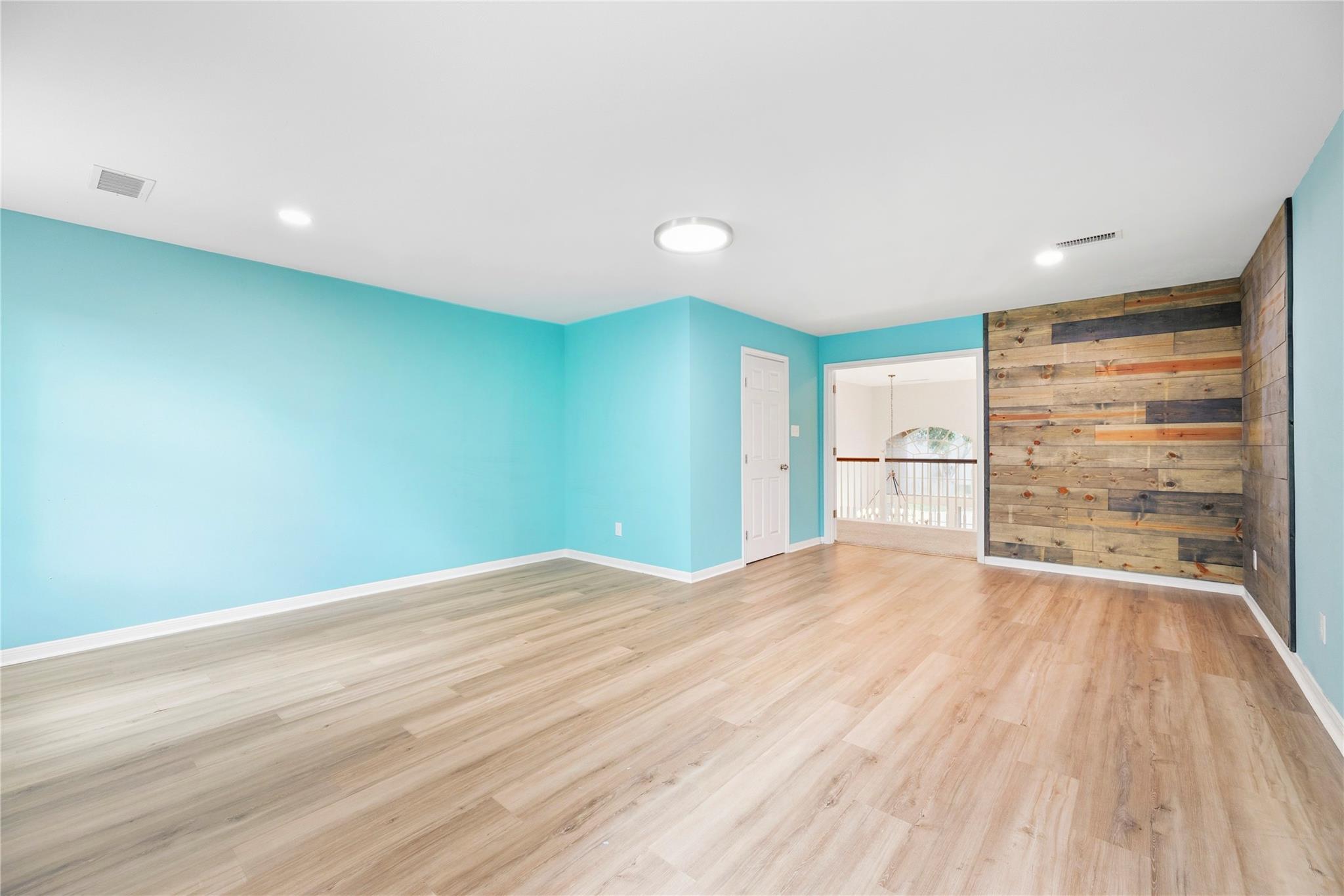 3806 Westall Lane