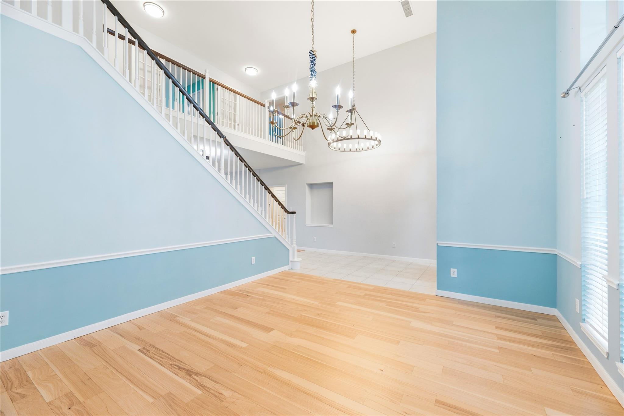 3806 Westall Lane