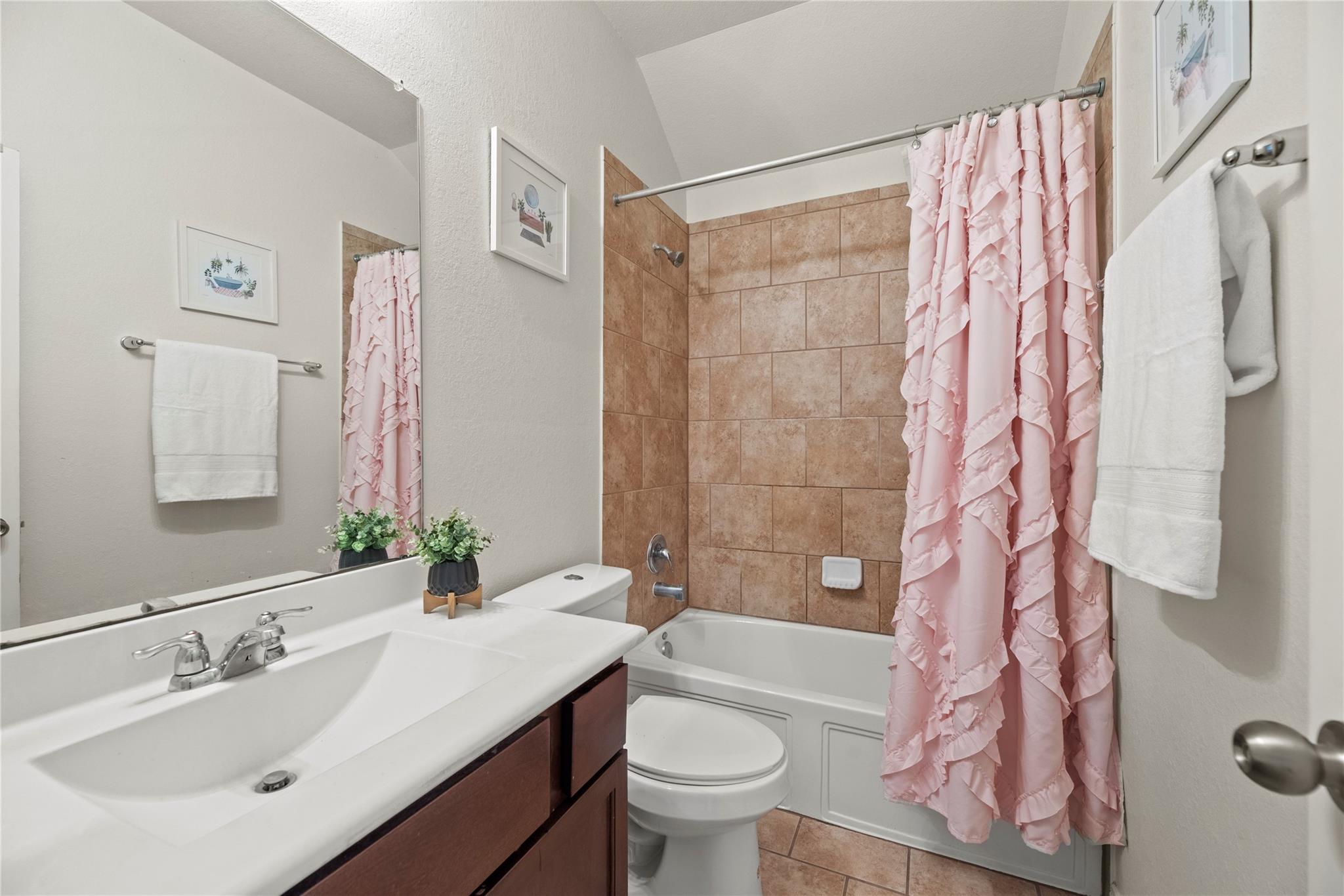 2406 Scarlet View Lane