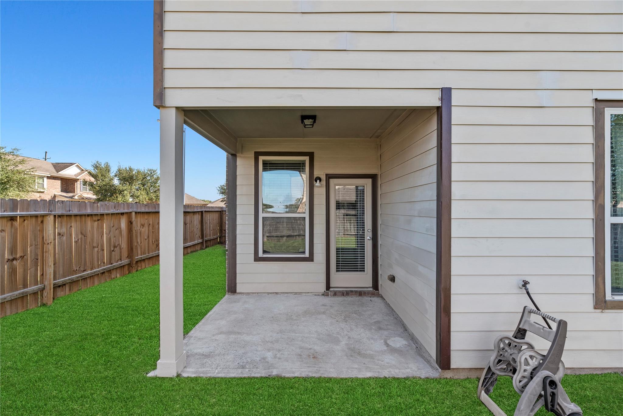 2406 Scarlet View Lane