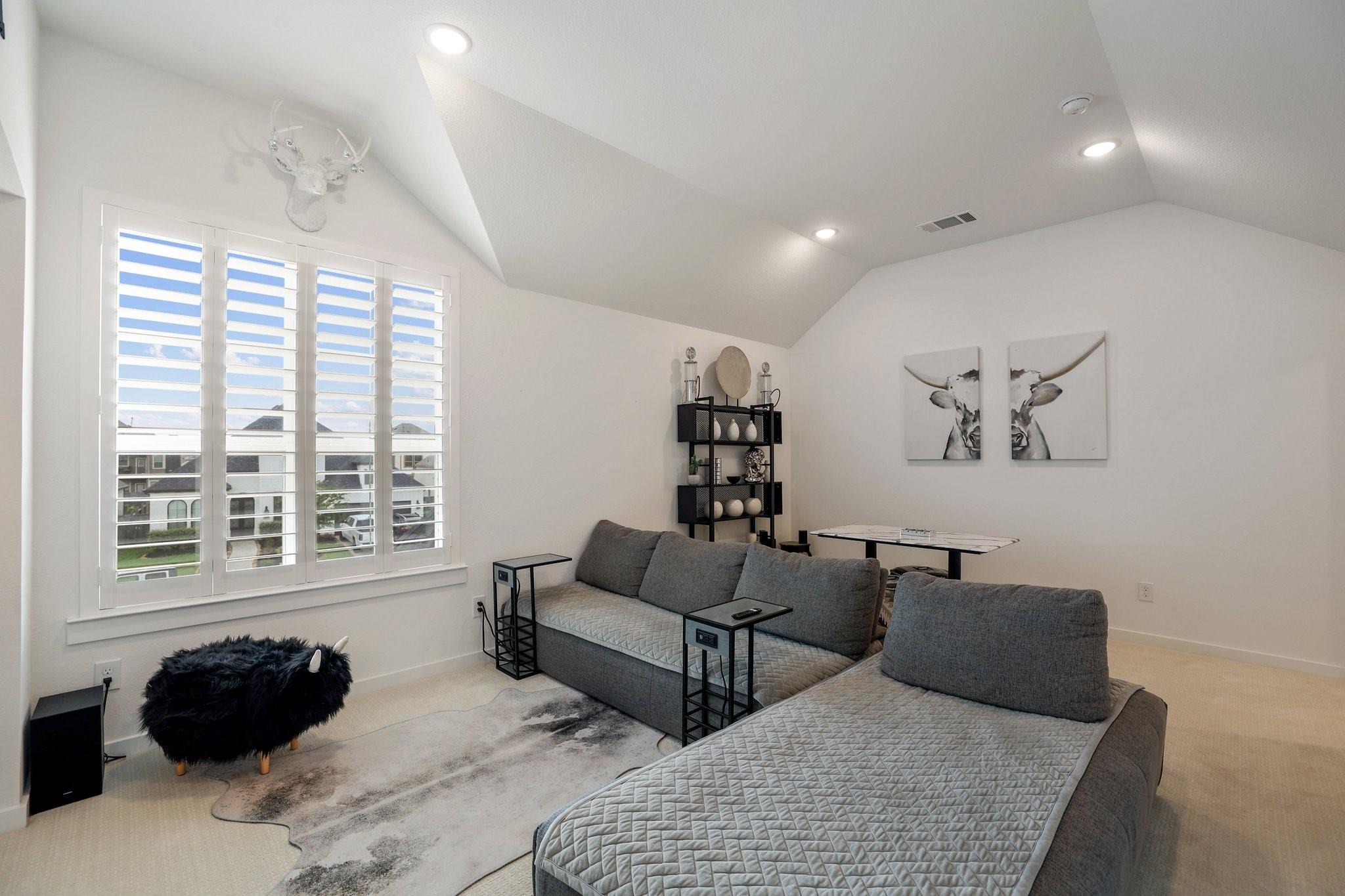 2514 Heritage Park Drive