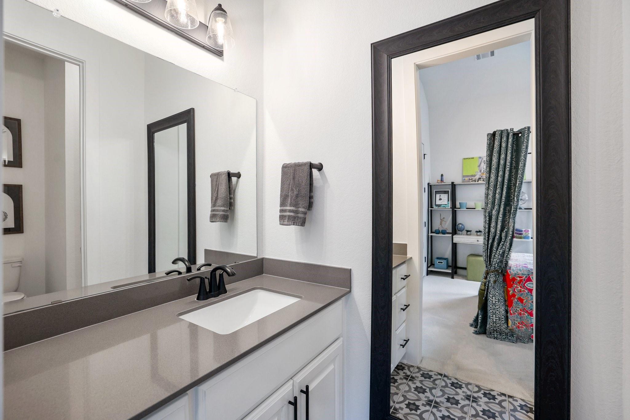 2514 Heritage Park Drive