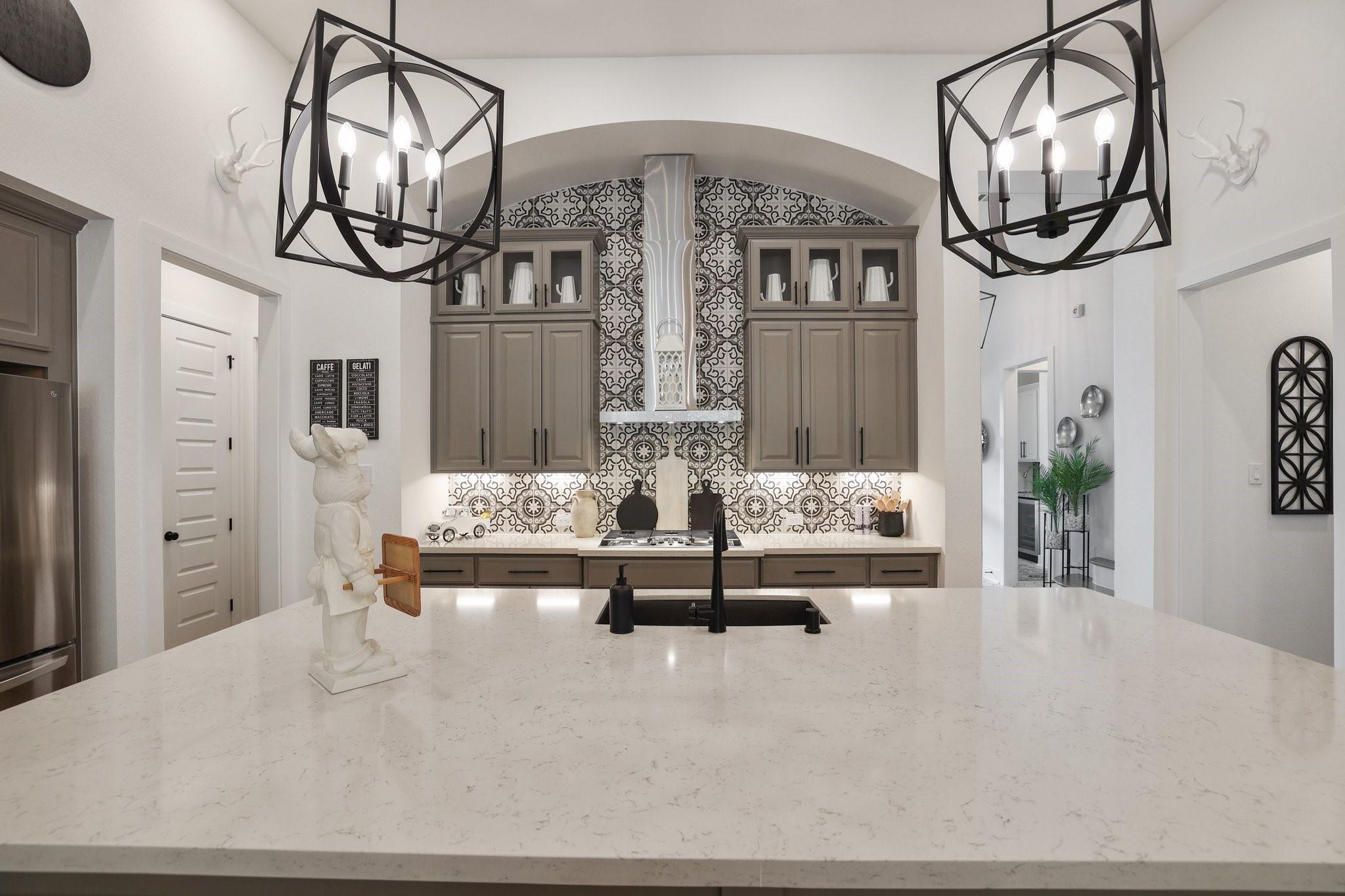 2514 Heritage Park Drive