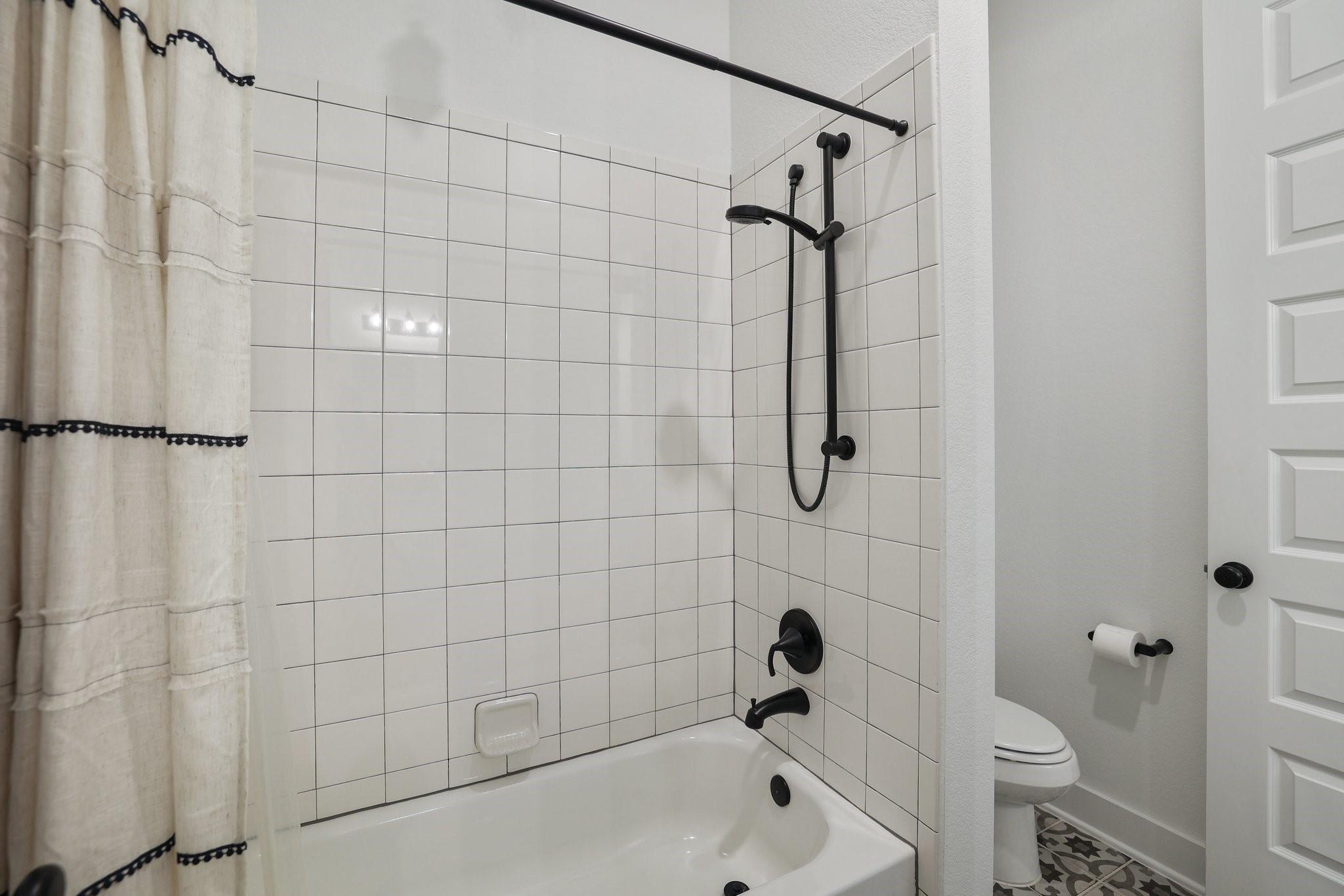 2514 Heritage Park Drive