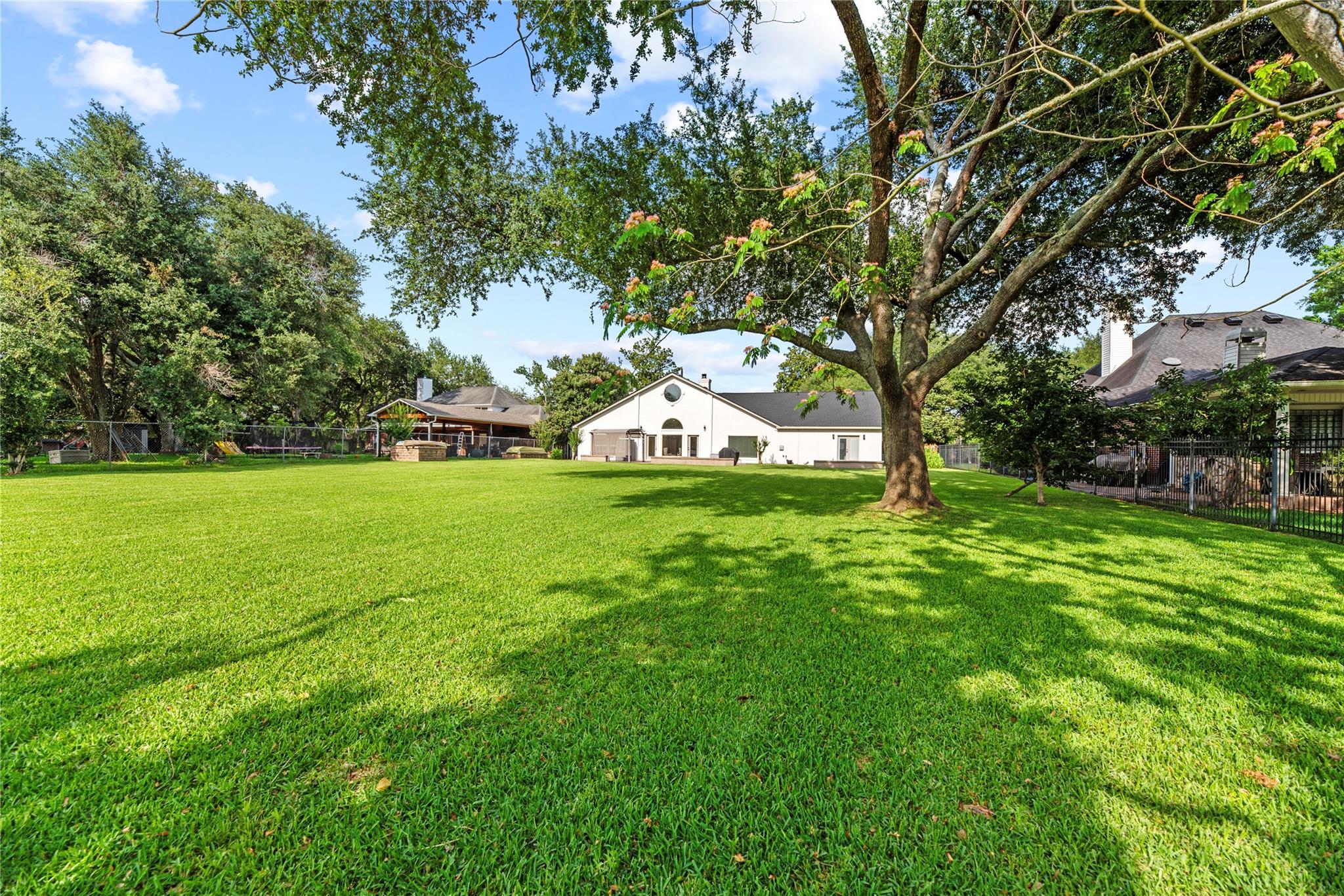 4815 Diamond Springs Drive
