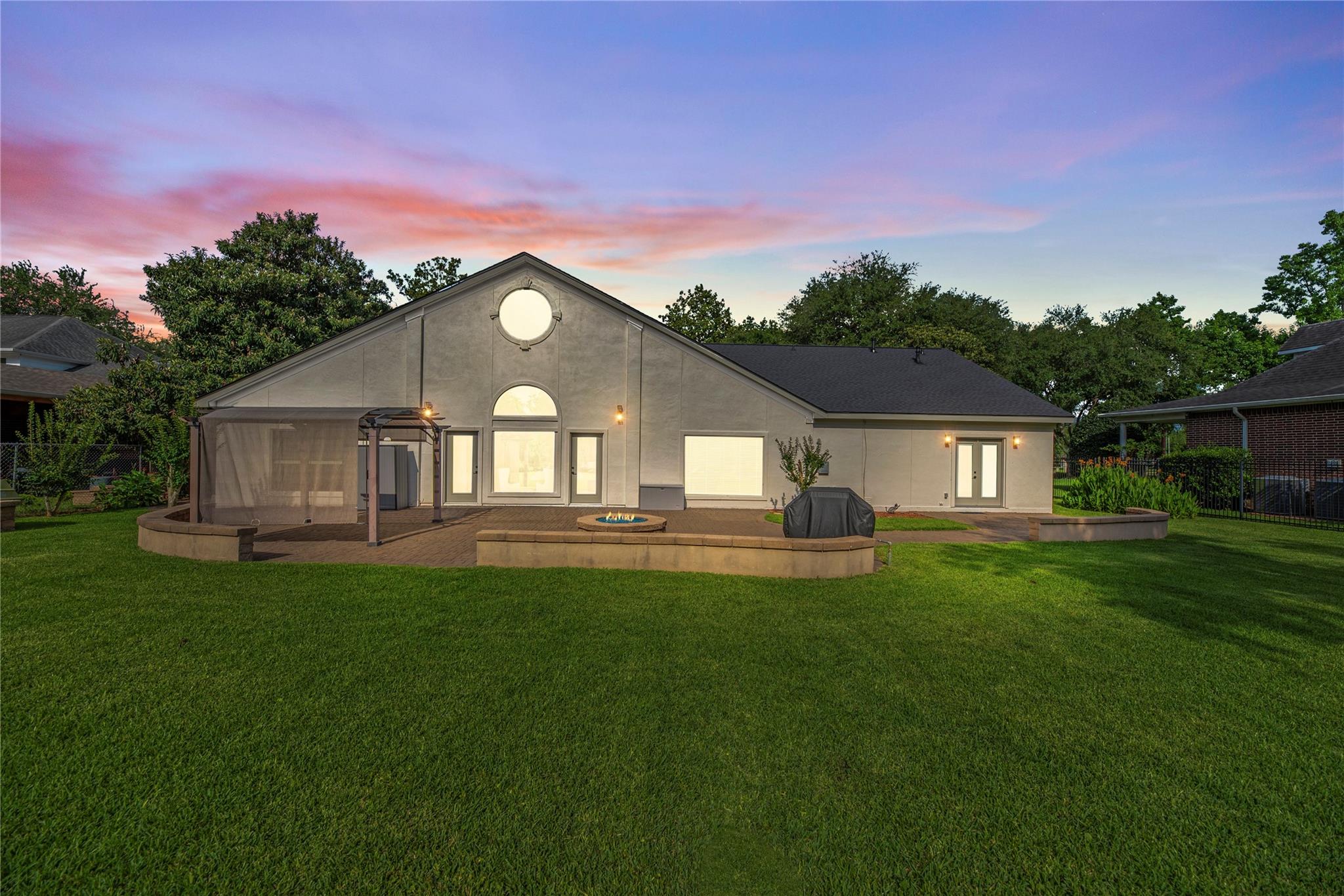 4815 Diamond Springs Drive