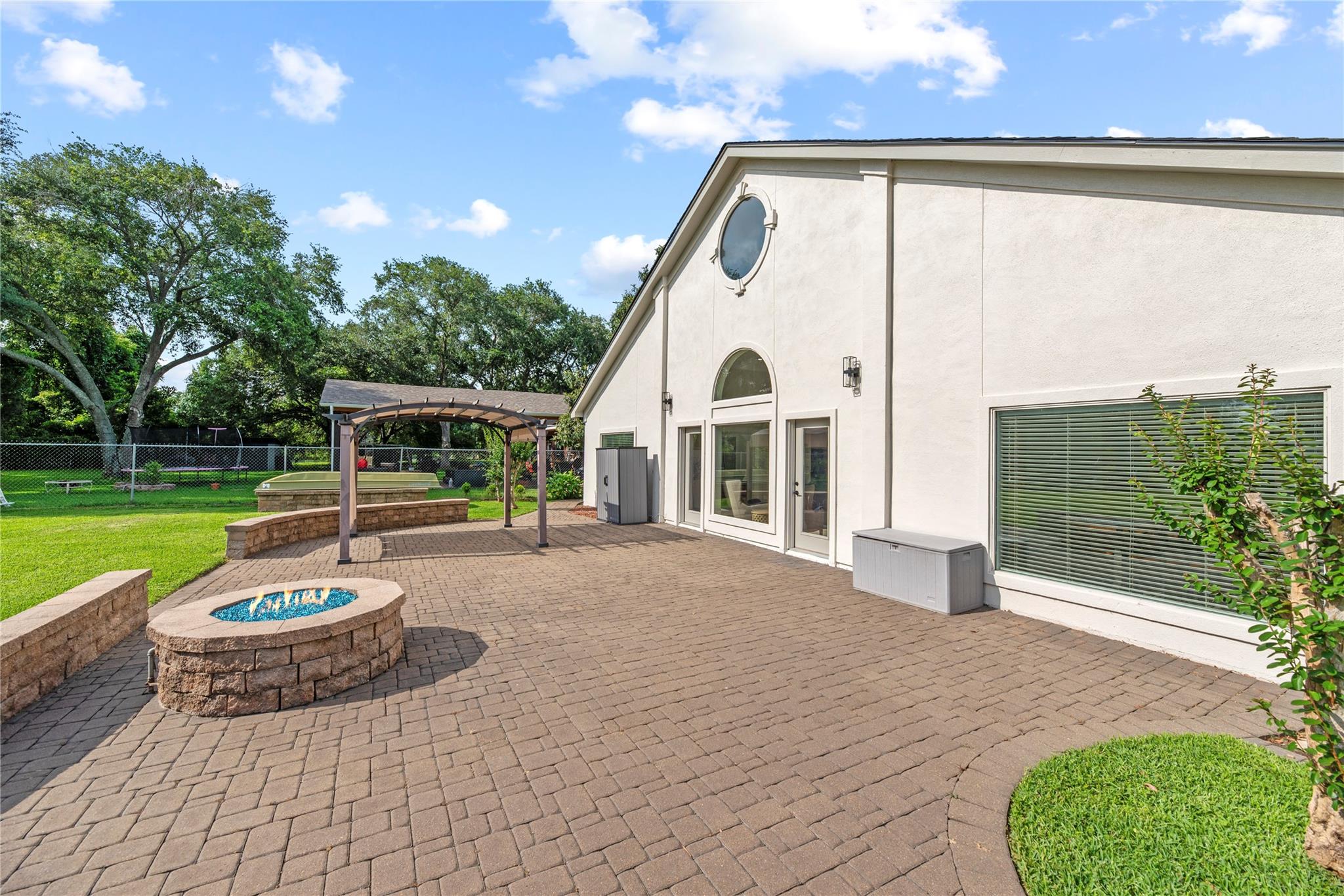 4815 Diamond Springs Drive