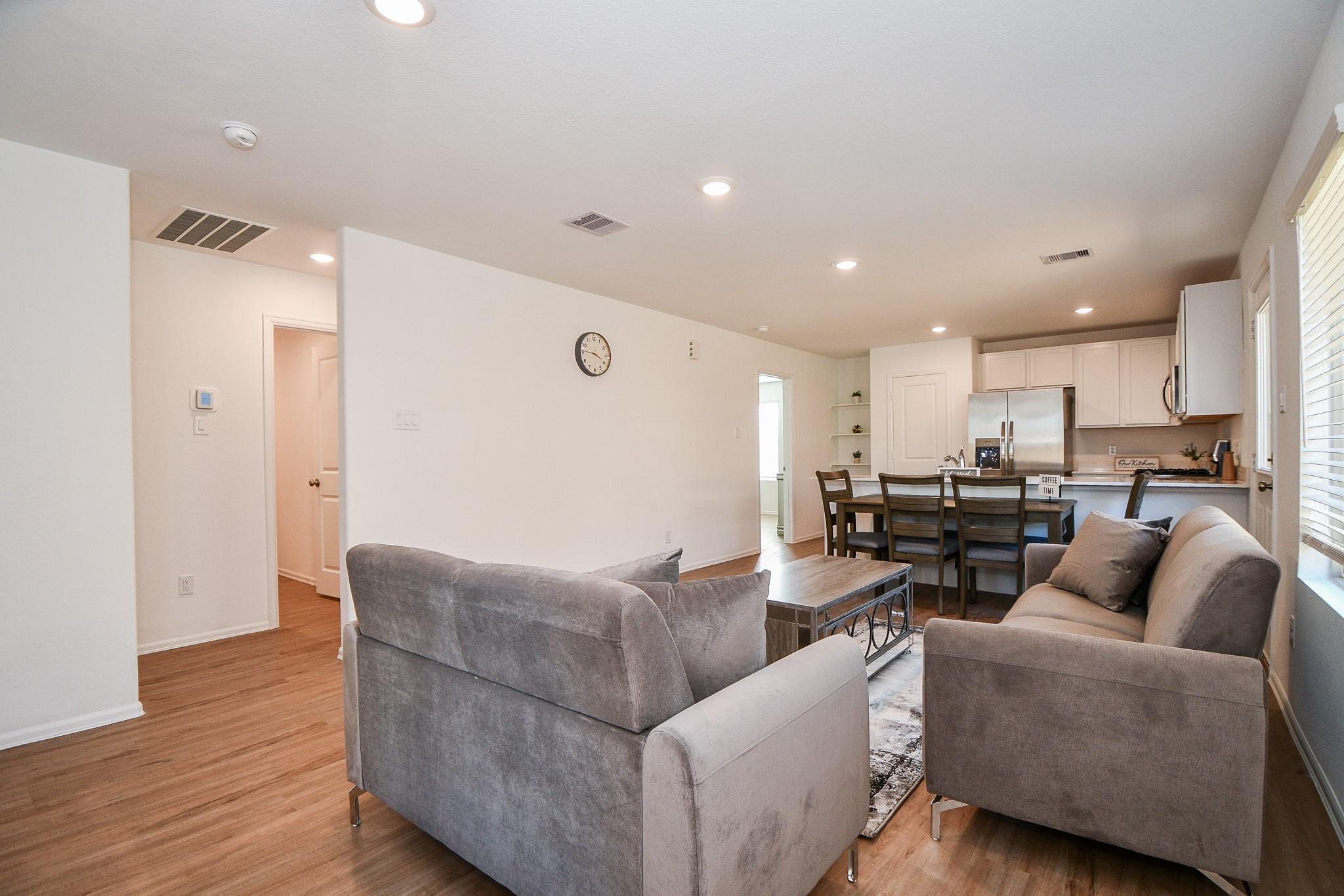 9315 Sierra Point Way