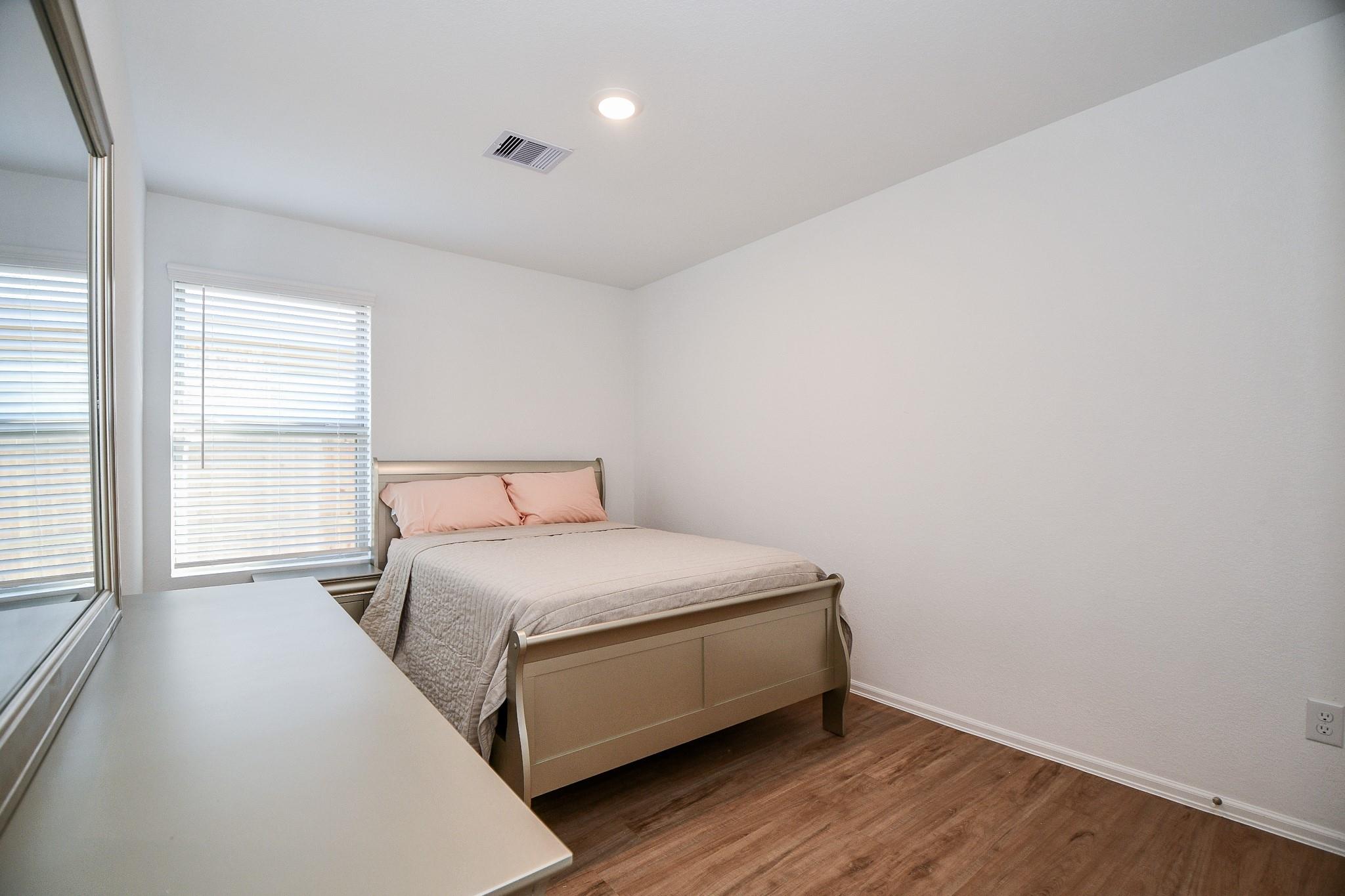 9315 Sierra Point Way