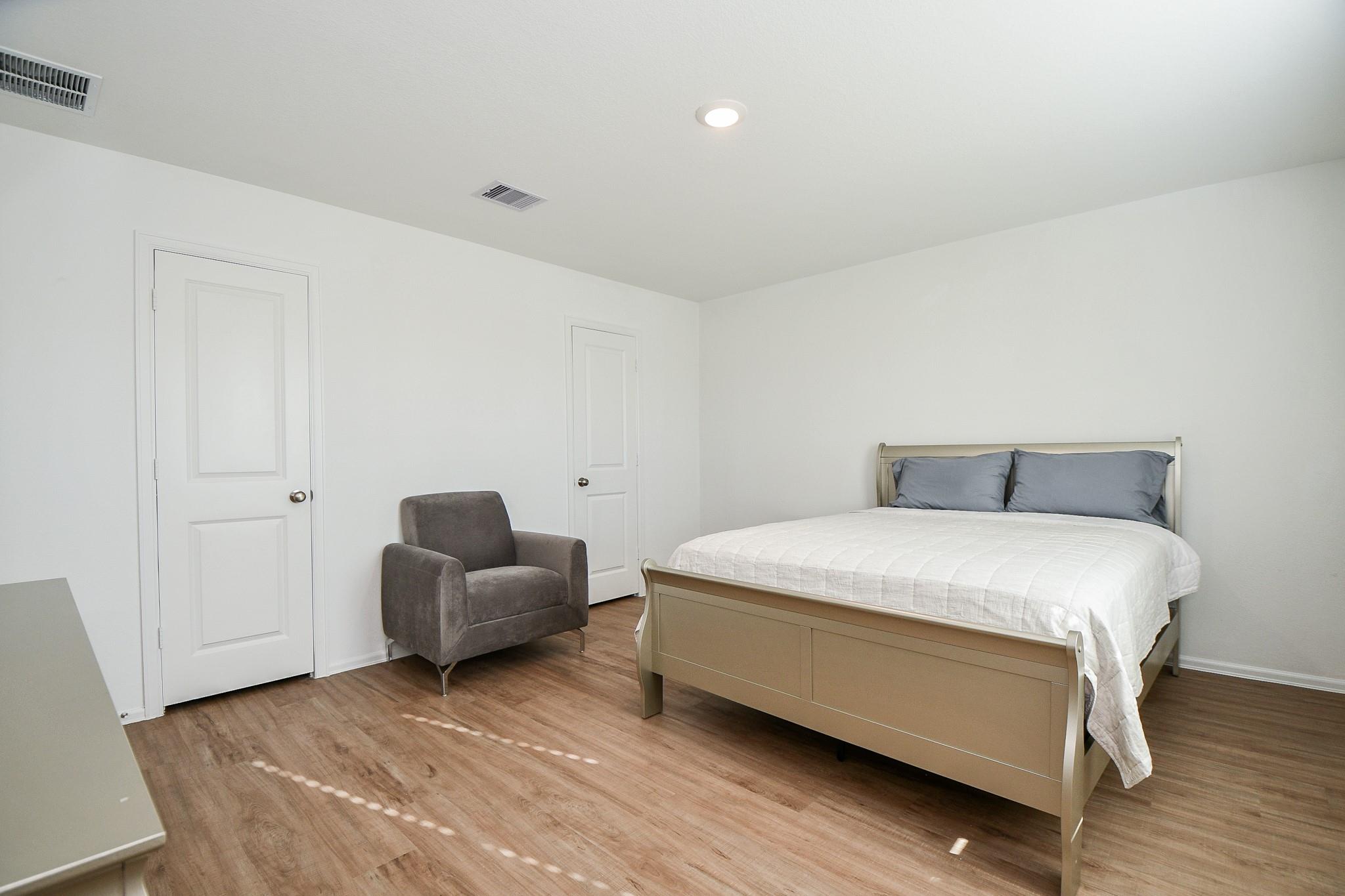 9315 Sierra Point Way