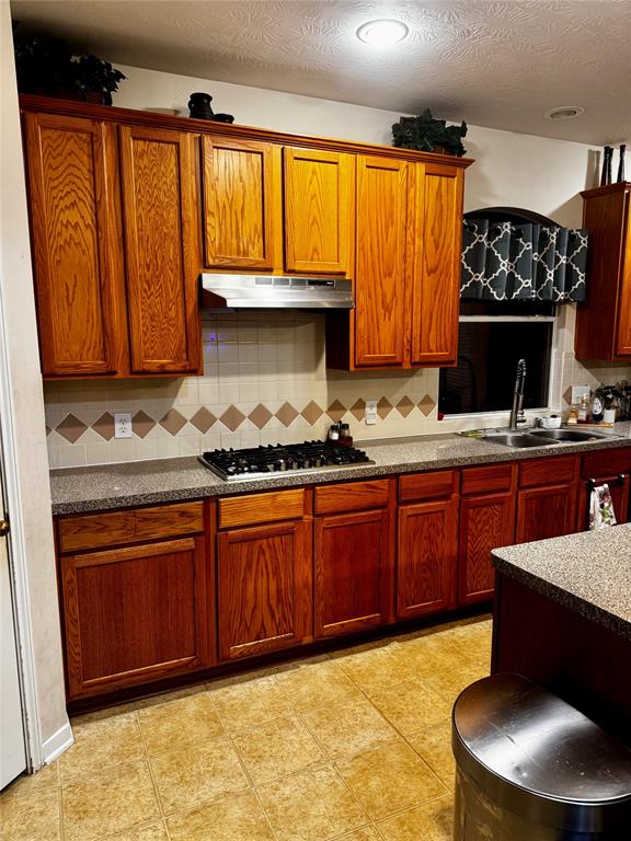 1234 Blue Leaf Drive