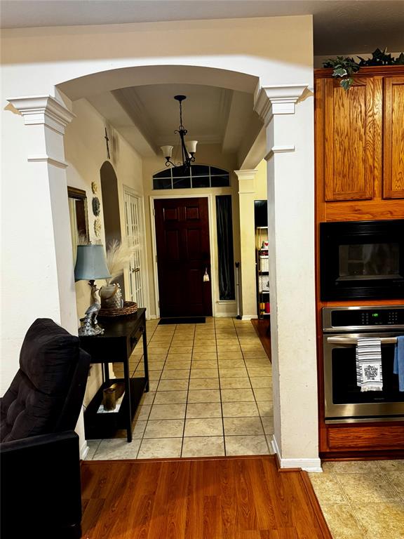 1234 Blue Leaf Drive