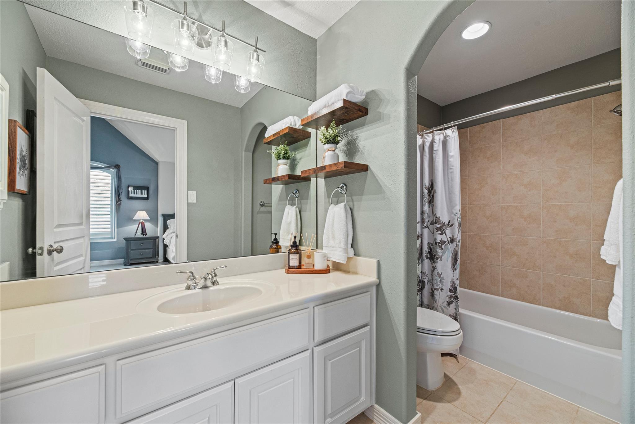 8523 Rue De Maison