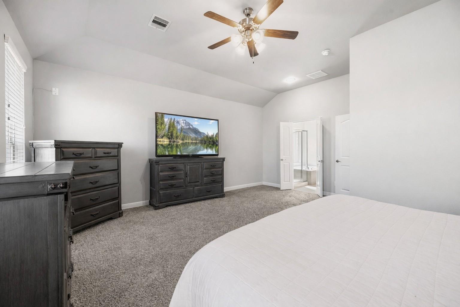 3319 Learning Tree Lane
