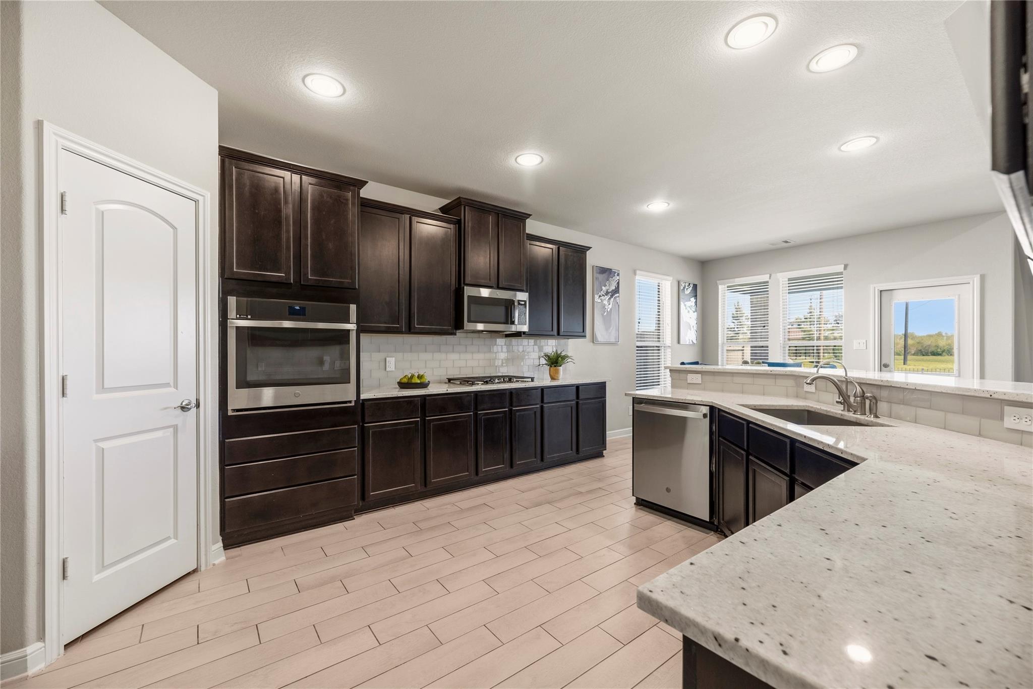 3319 Learning Tree Lane