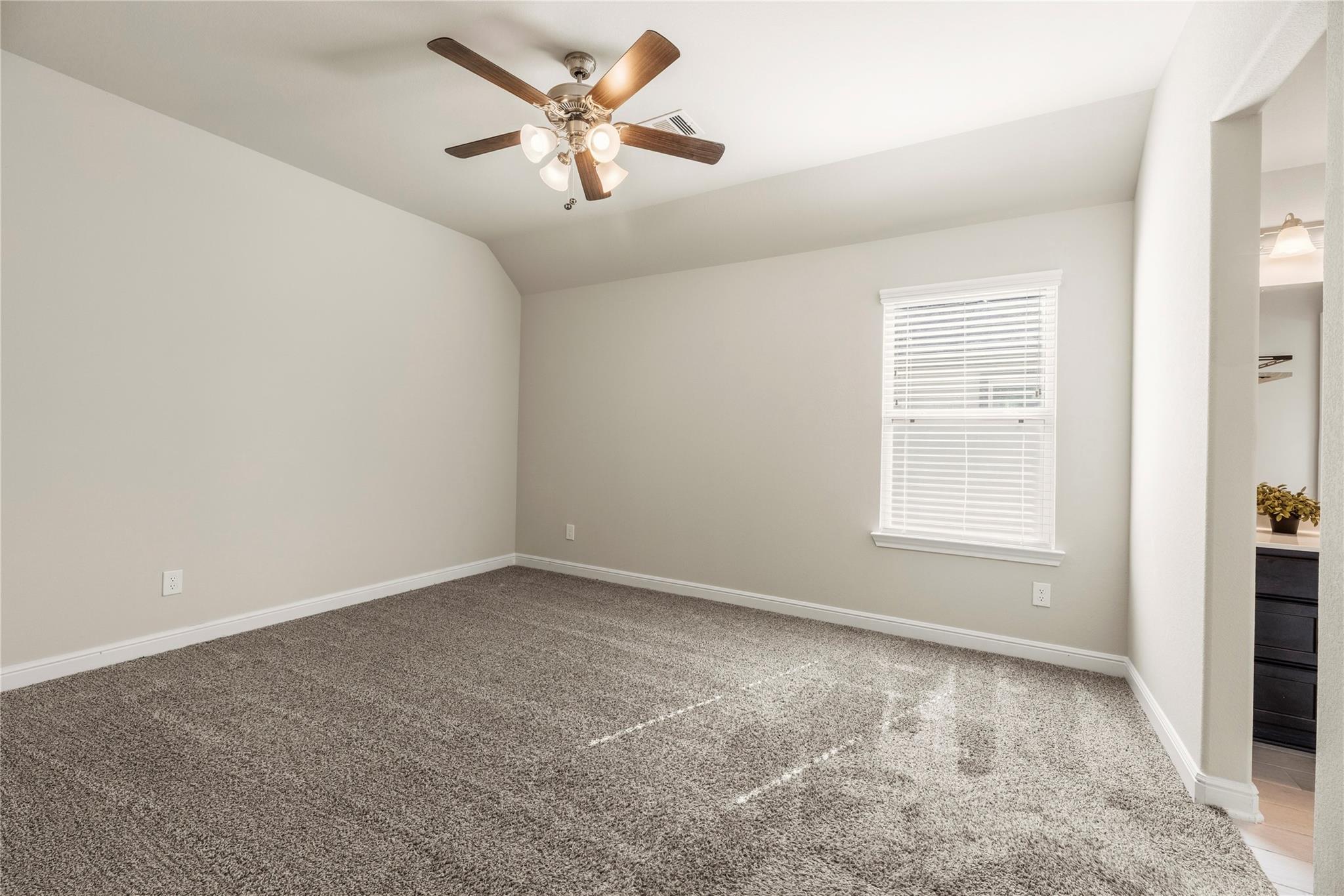 3319 Learning Tree Lane