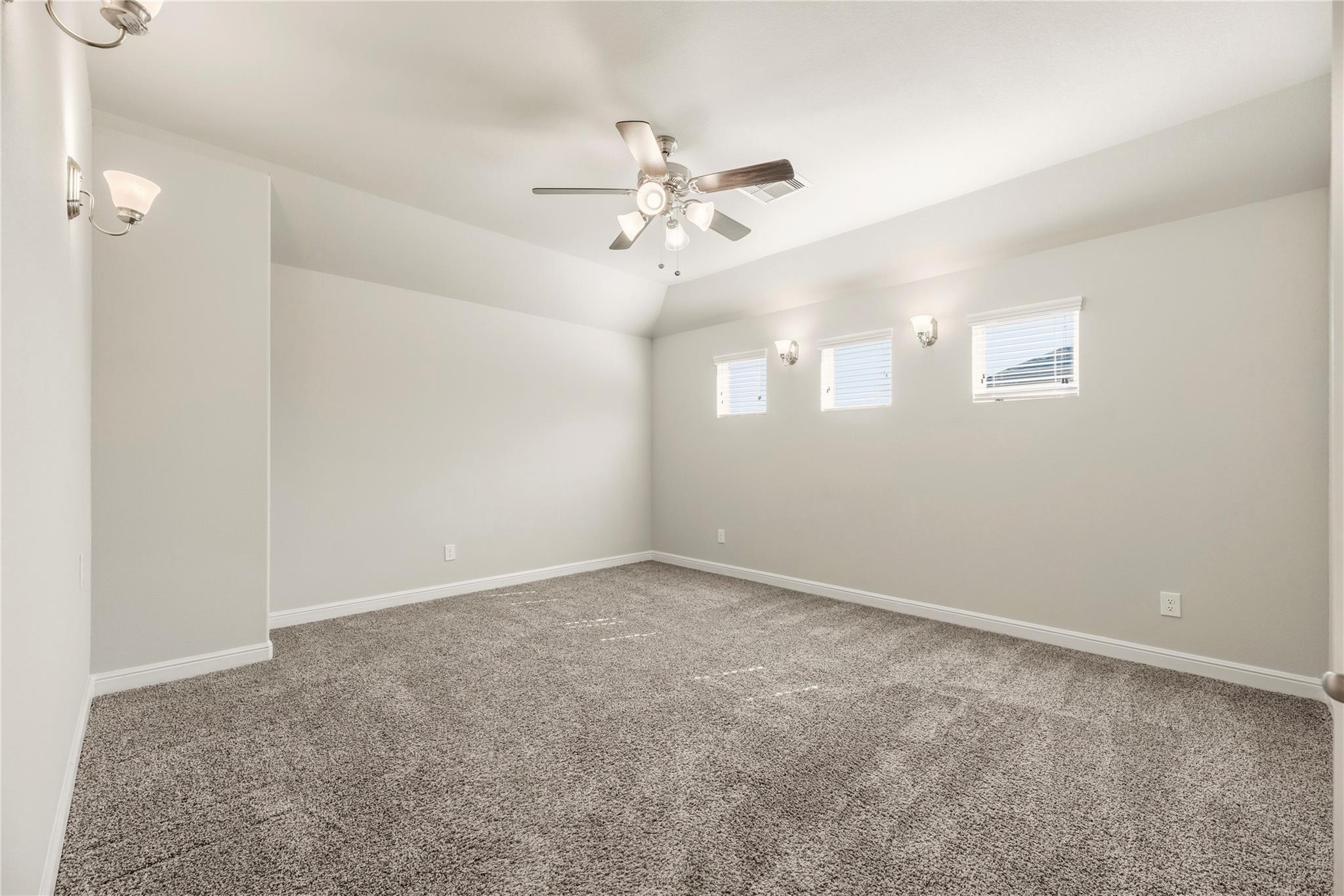 3319 Learning Tree Lane