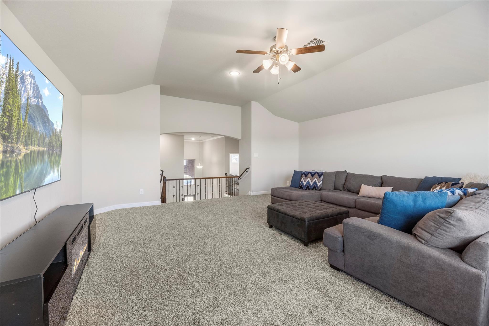 3319 Learning Tree Lane