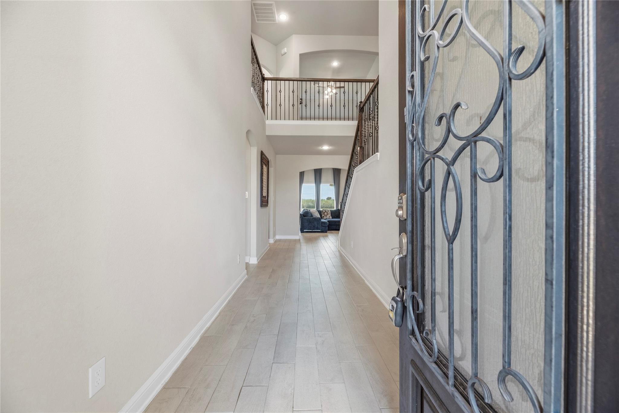 3319 Learning Tree Lane