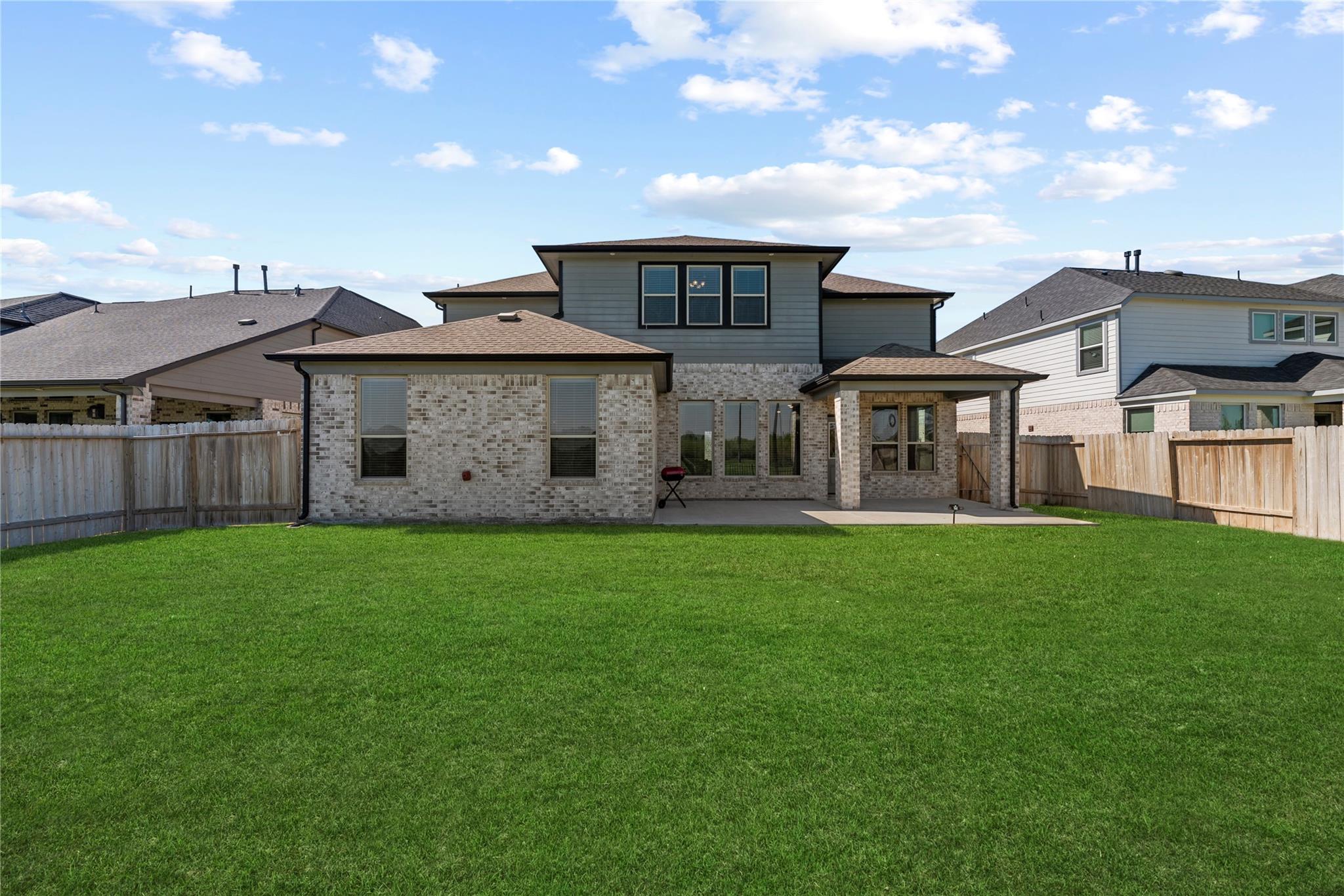 3319 Learning Tree Lane
