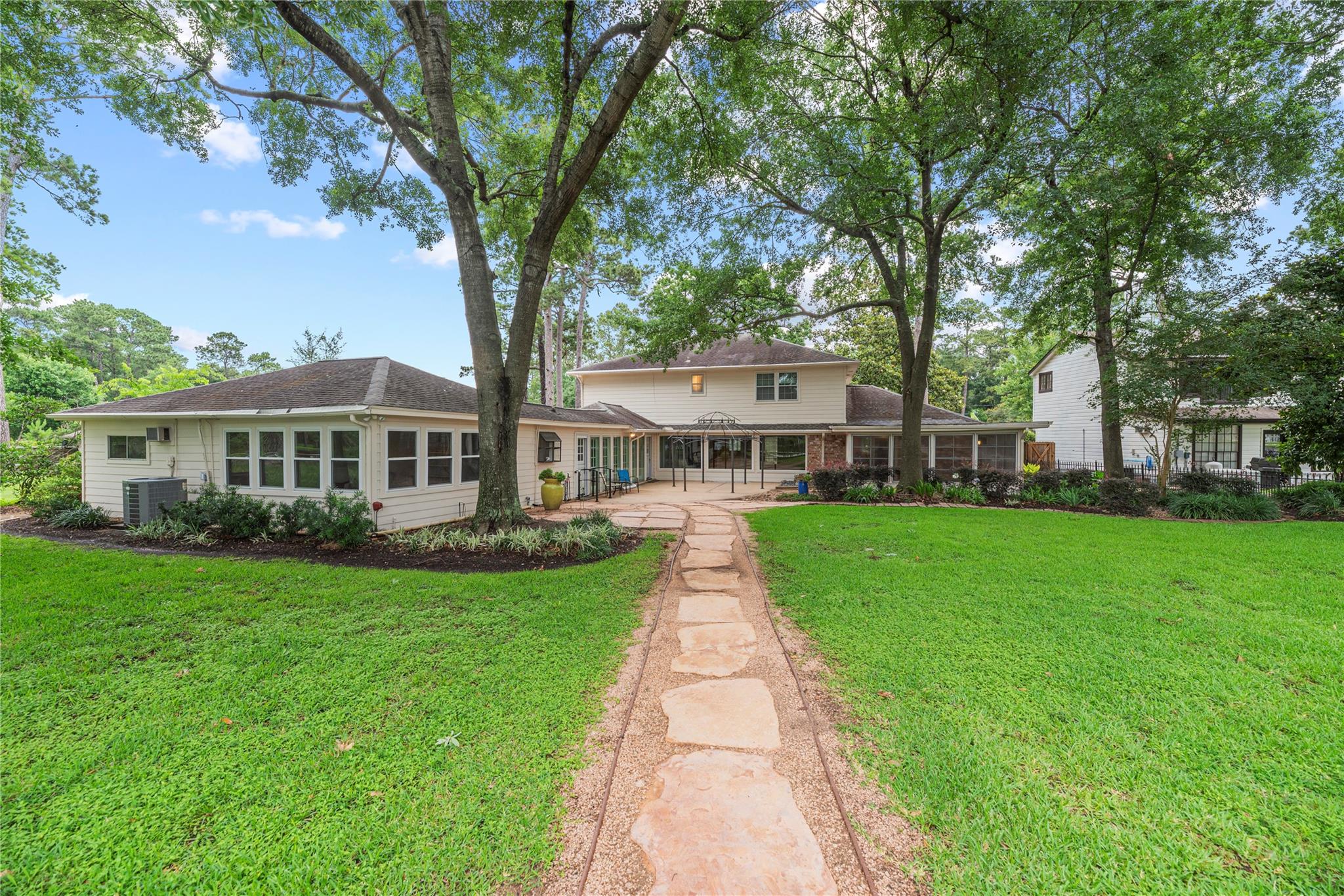 13135 Holston Hills Drive
