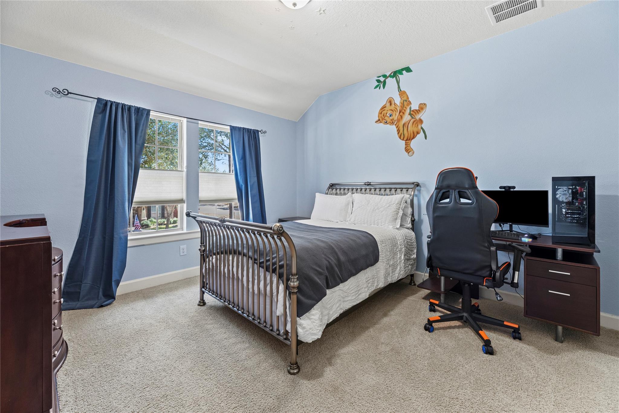 6026 Emberwood Falls Drive