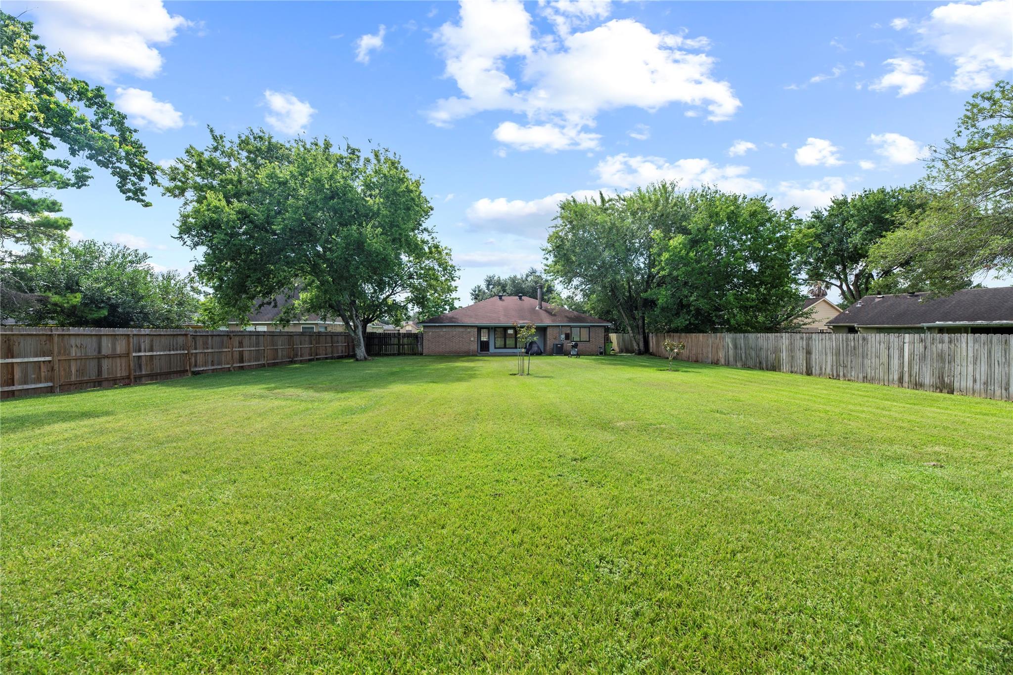2706 Indian Trail Drive