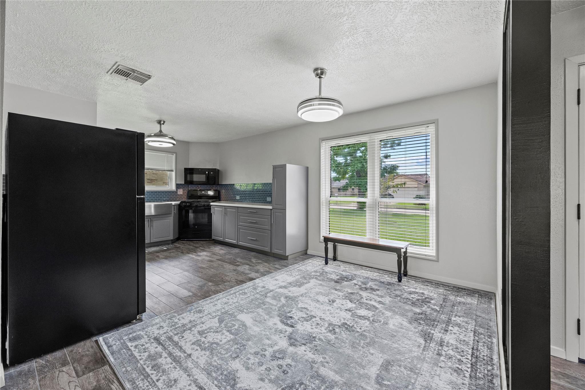 2706 Indian Trail Drive