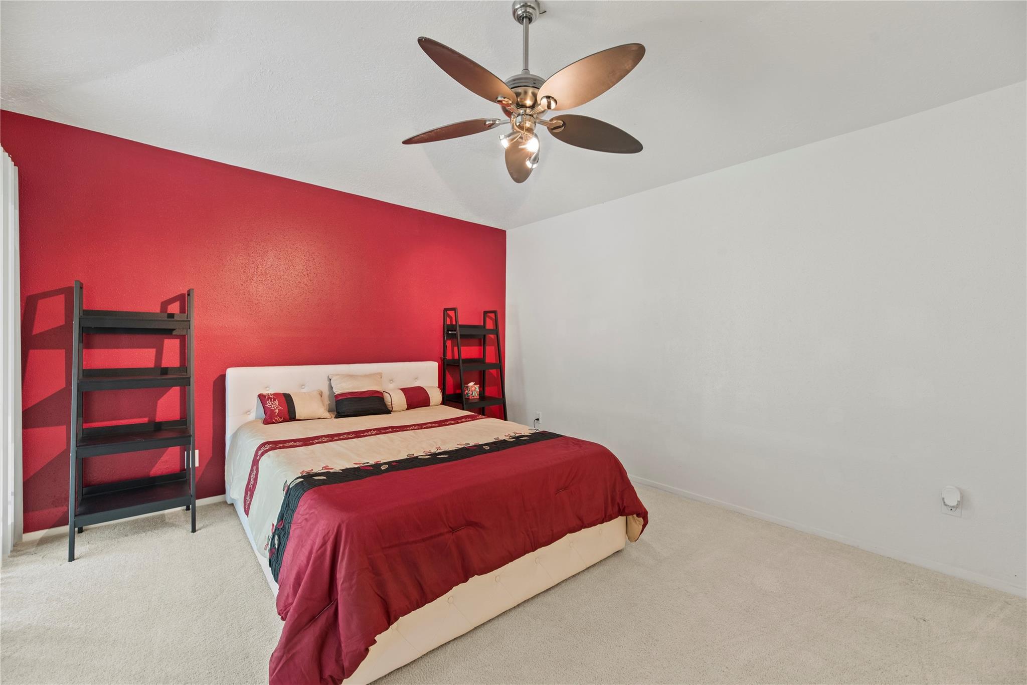 2706 Indian Trail Drive