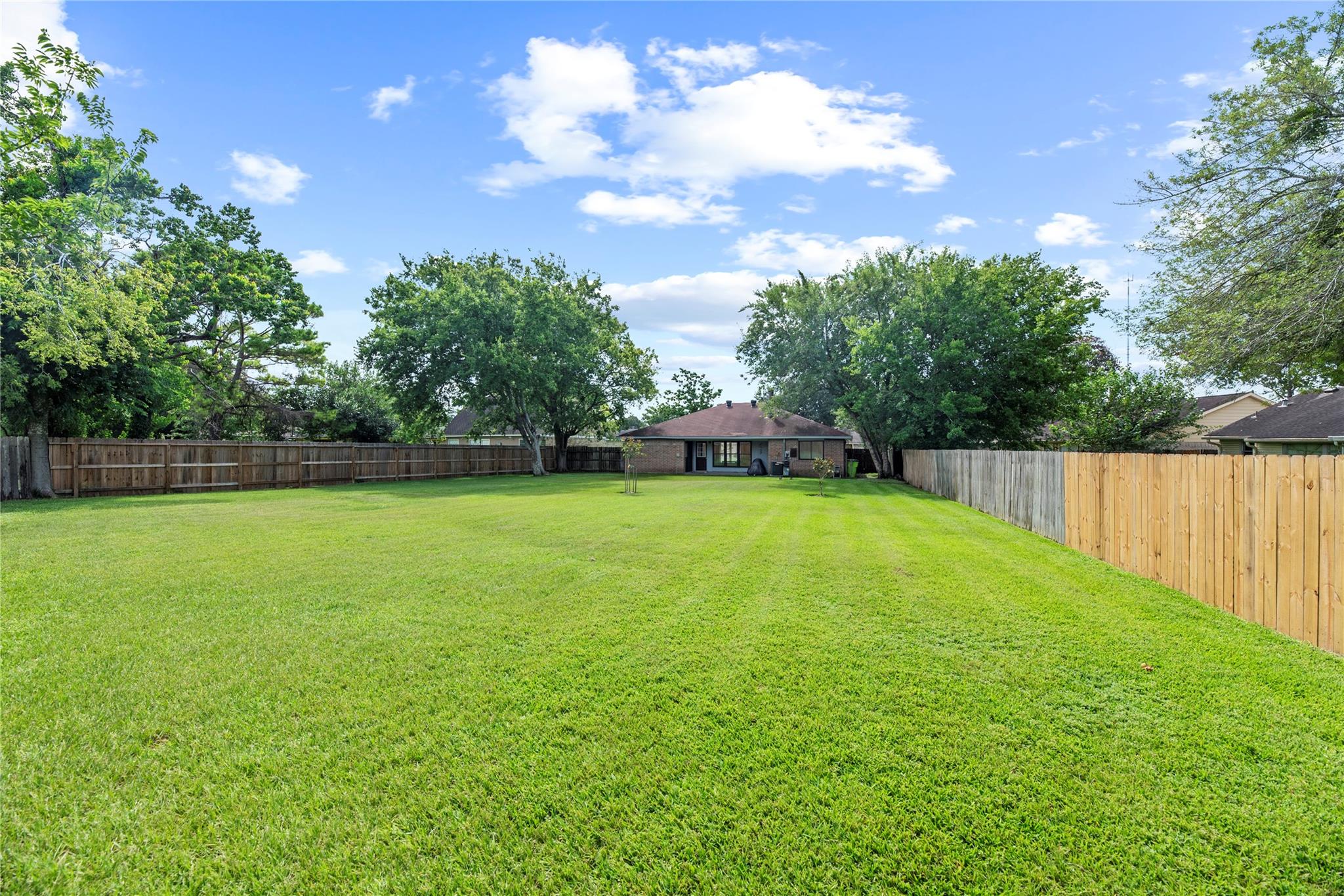 2706 Indian Trail Drive